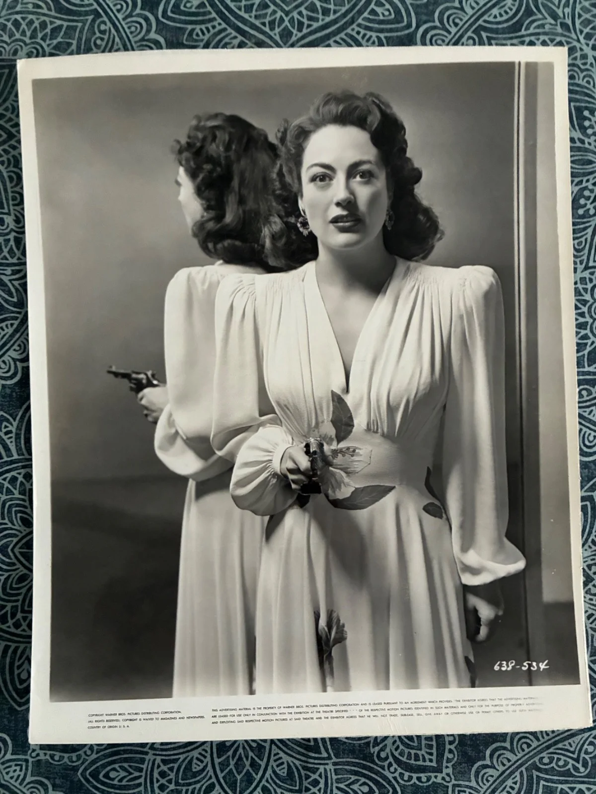 Joan Crawford — Joan Crawford SIGNED Autograph + MILDRED PIERCE 8x10 Linen Photo & Rare Promo, изображение 4