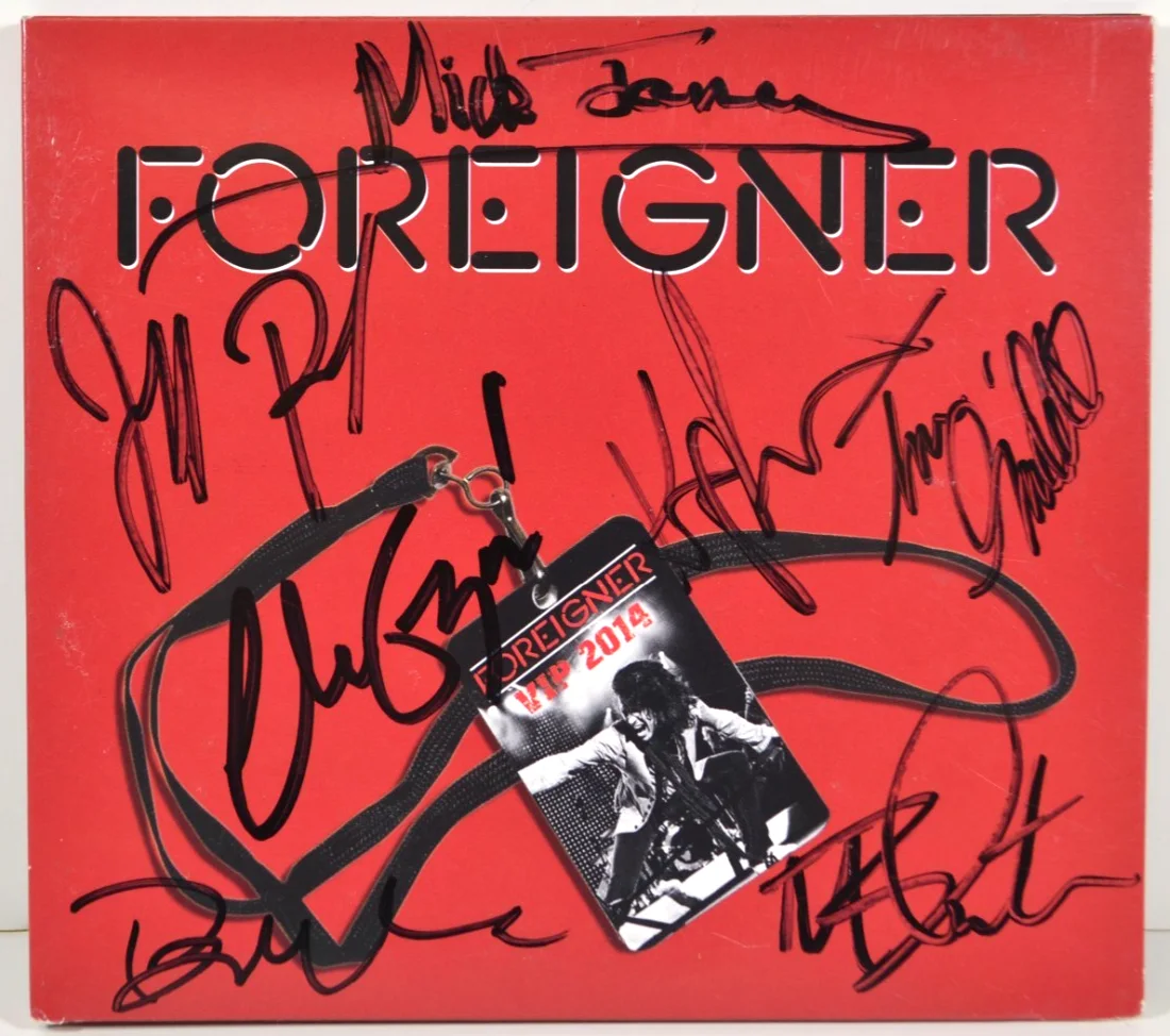 Foreigner Members Signed Drum Head & CD Cover w/COA + More VIP Items 063025MGL, изображение 4