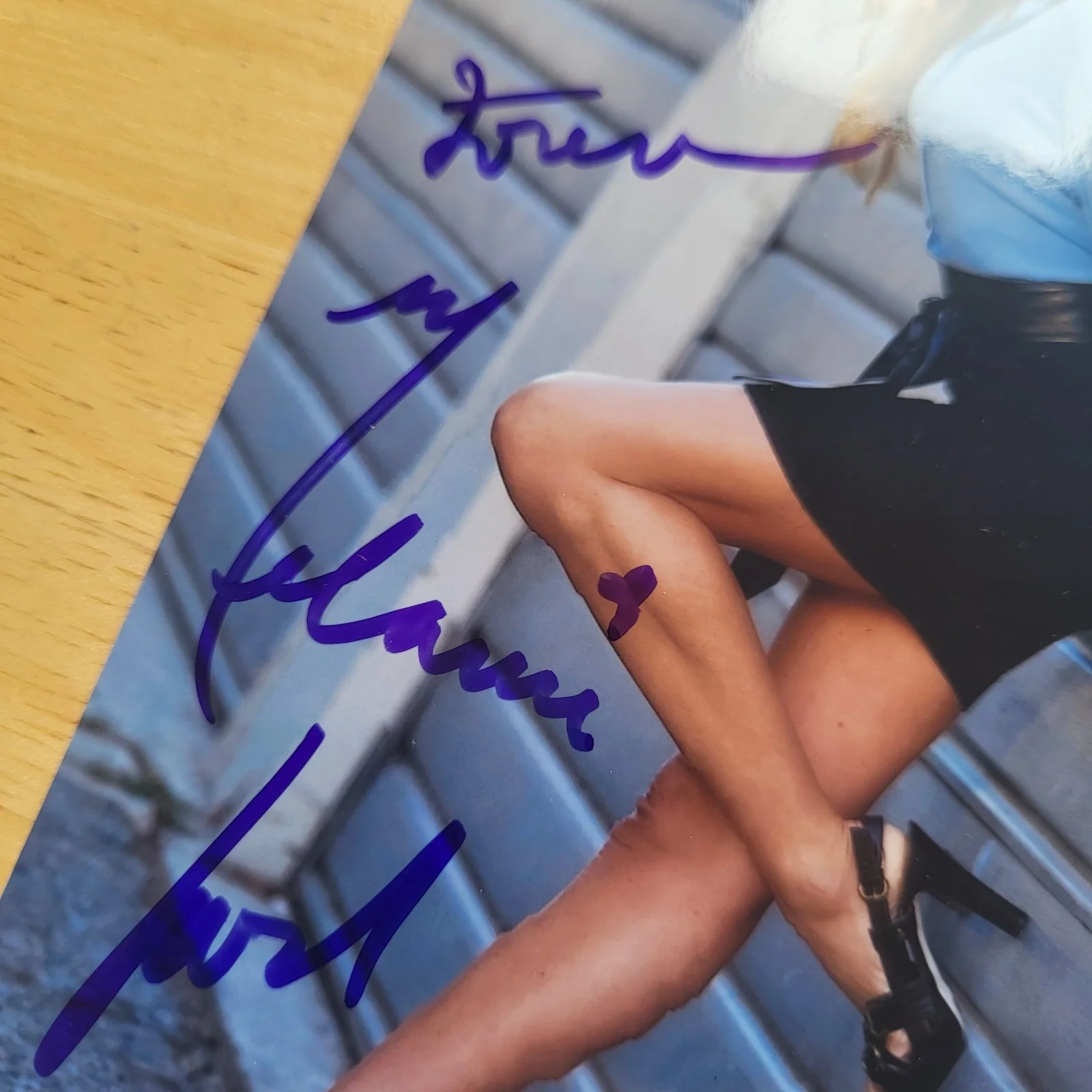 Melanie Good — Melanie Good Seinfeld Tall Woman Hand Signed 4x6 Autograph Photo, image 2