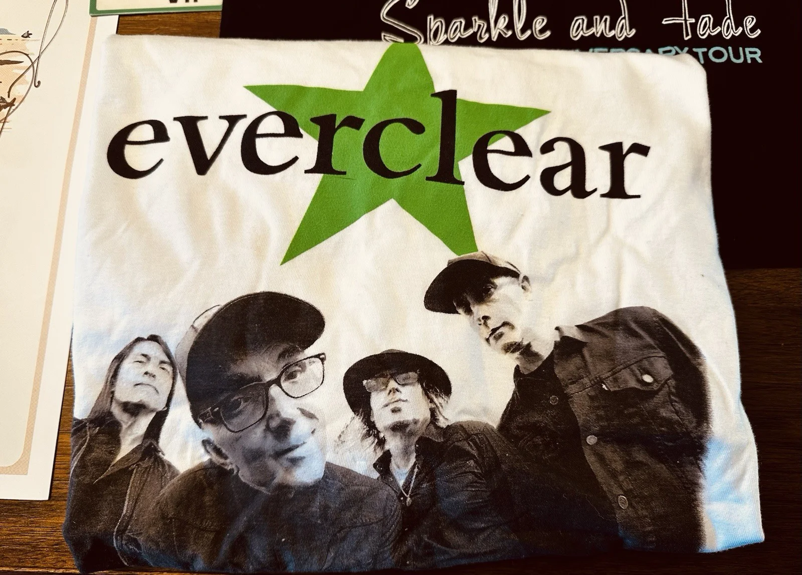 Everclear | 30th Anniversary | Autographed Poster + VIP Badge + XXL Shirt + Tote, изображение 4