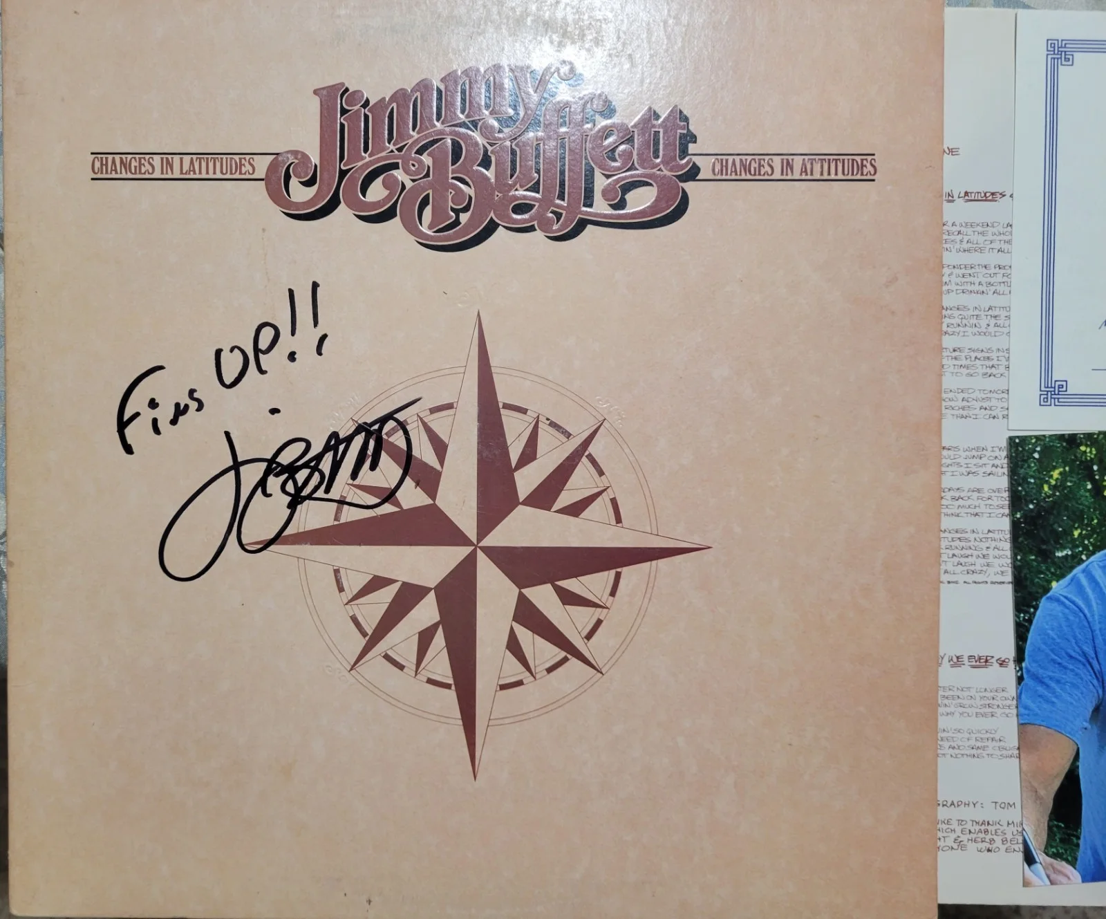 Jimmy Buffett — Jimmy Buffett Signed Autograph Album Vinyl Record Changes in Attitudes, image 3