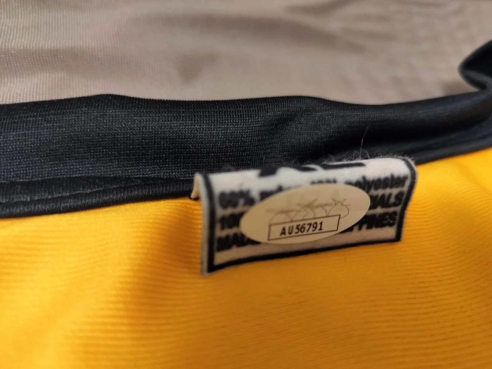 William Shatner — WILLIAM SHATNER STAR TREK CAPTAIN JAMES T. KIRK Signed Jersey Uniform Auto COA, image 3