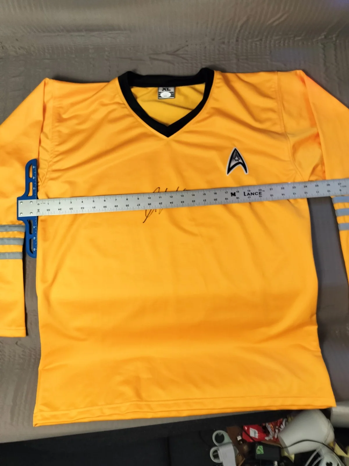 William Shatner — WILLIAM SHATNER STAR TREK CAPTAIN JAMES T. KIRK Signed Jersey Uniform Auto COA, image 5