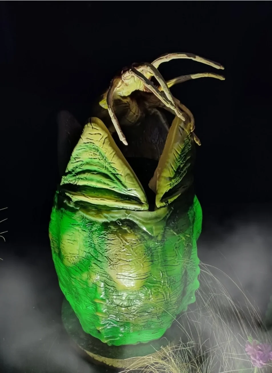 Alien Xenomorph Motion Activated Full Size Egg Rare LE Movie Prop + Facehugger, изображение 3