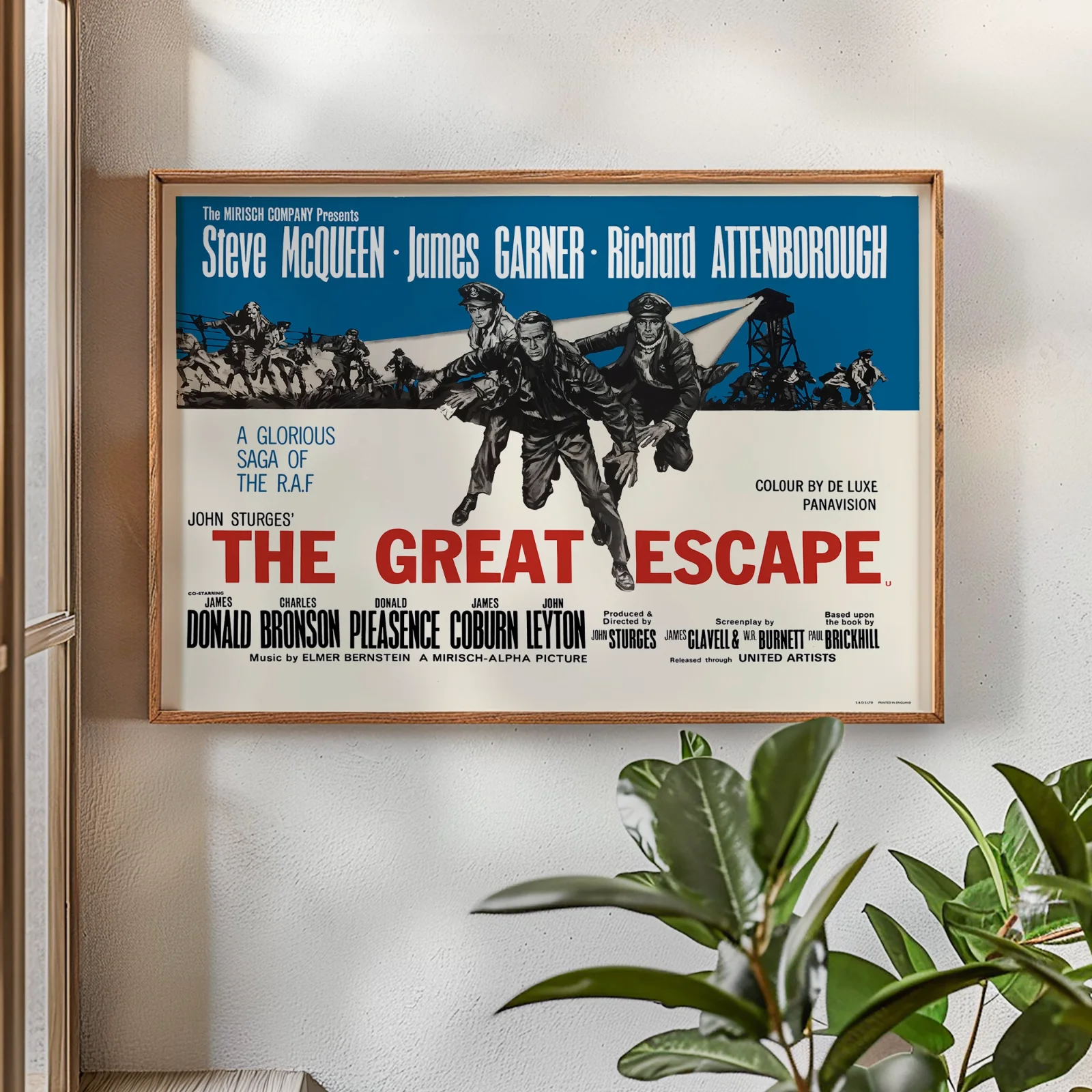 The Great Escape - 1963 Prisoner of War Movie Restored 30" x 40" UK Quad Poster, изображение 2