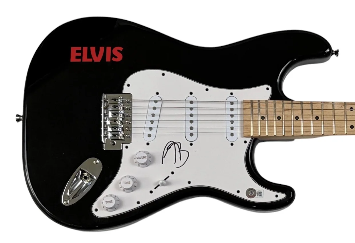Austin Butler — Austin Butler Signed Autograph Electric Guitar Elvis Presley Movie Beckett COA, изображение 4