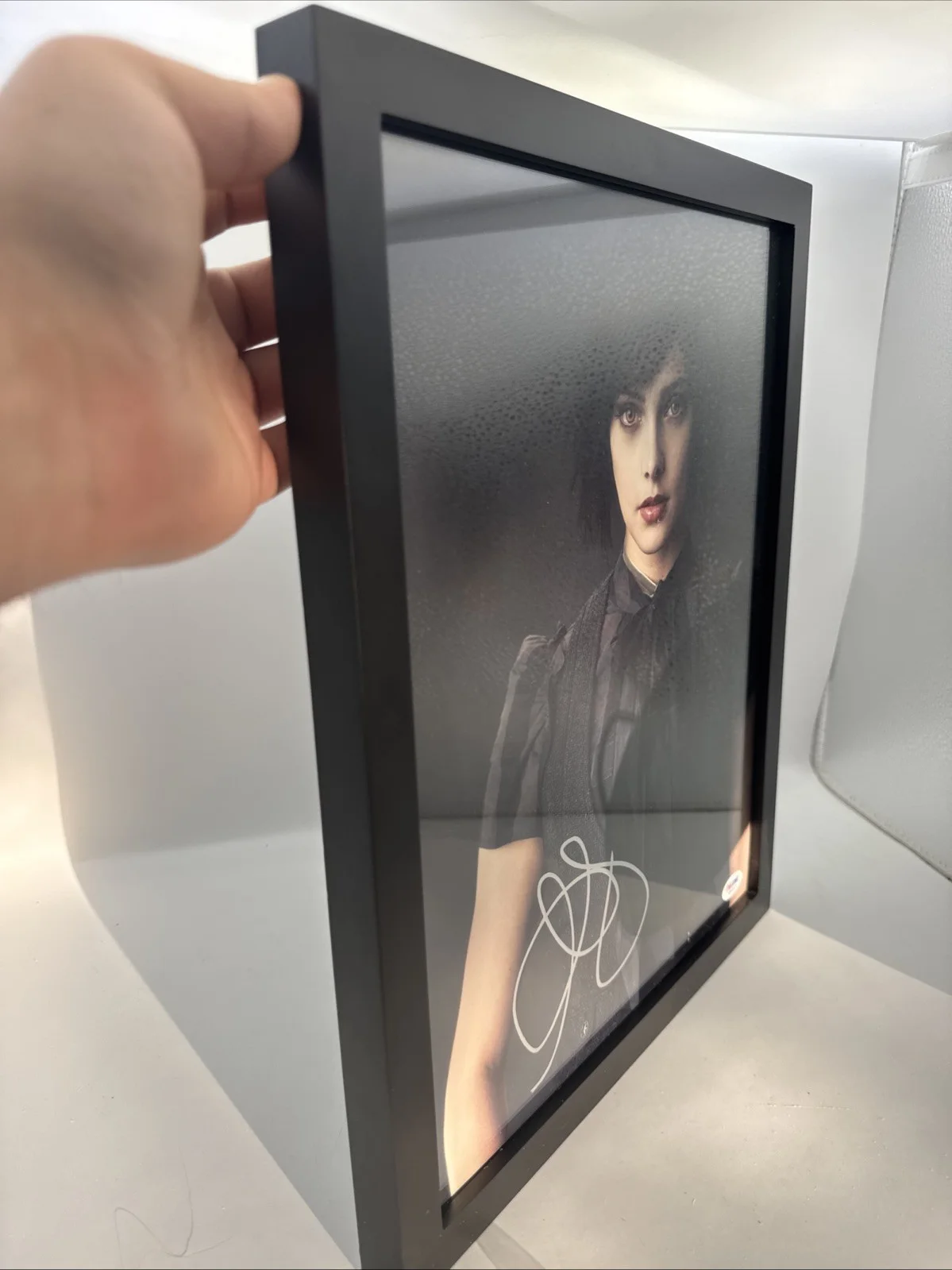 Ashley Greene Signed 11x14 Photo PSA/DNA Q51913 — Twilight Alice — Framed, image 4