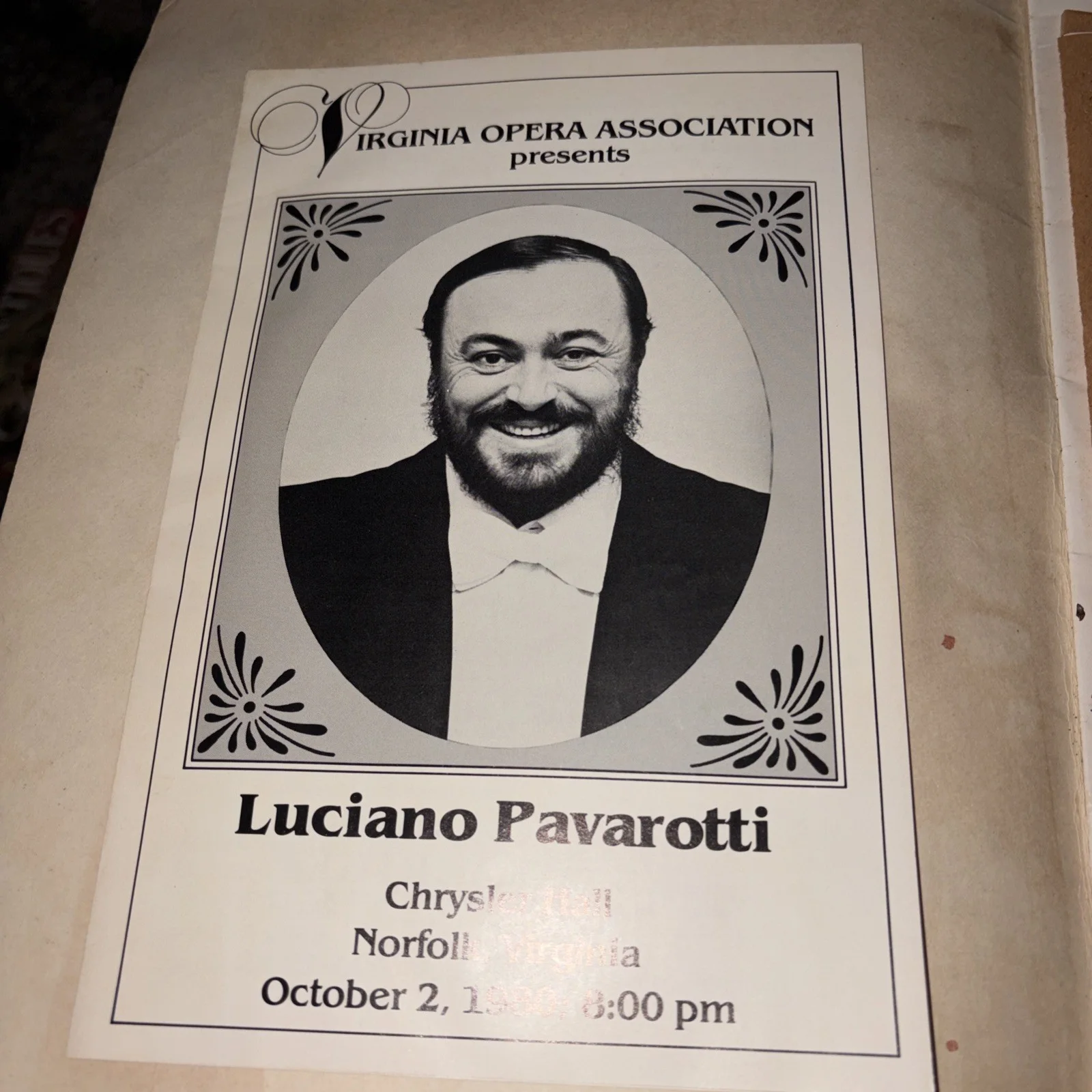 Original 1977 LUCIANO PAVAROTTI OPERA PROGRAM Photo Book PB, image 3