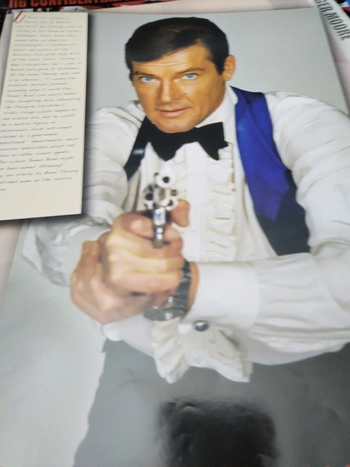 The Bond Files Calendar 2008 Large 30cm x 42cm Unused With Biography Please Read, image 4