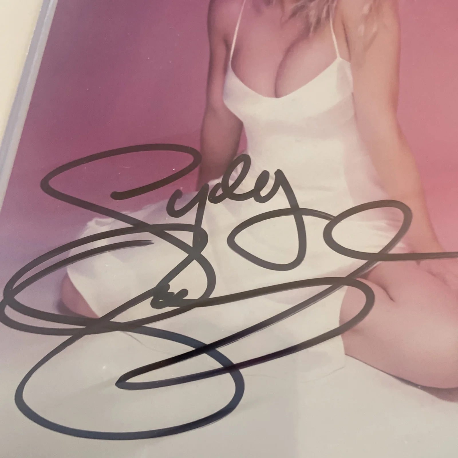 SYDNEY SWEENEY — SYDNEY SWEENEY Signed Autographed 8X10 Photo COA PSA Free Sydney Foot Card, изображение 2