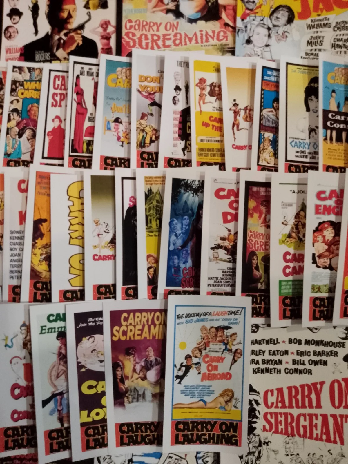 That's Carry On. 12 Glossy/Laminated Lobbymarkers & 58 Mini Art Cards & Box. New, image 2