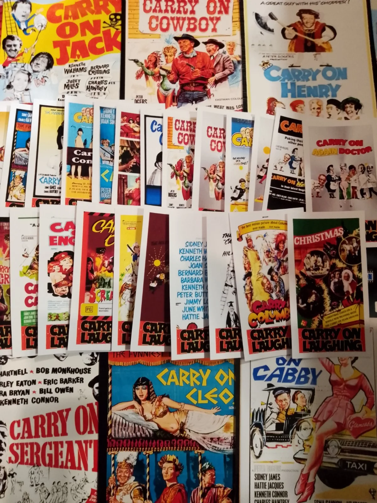 That's Carry On. 12 Glossy/Laminated Lobbymarkers & 58 Mini Art Cards & Box. New, image 3