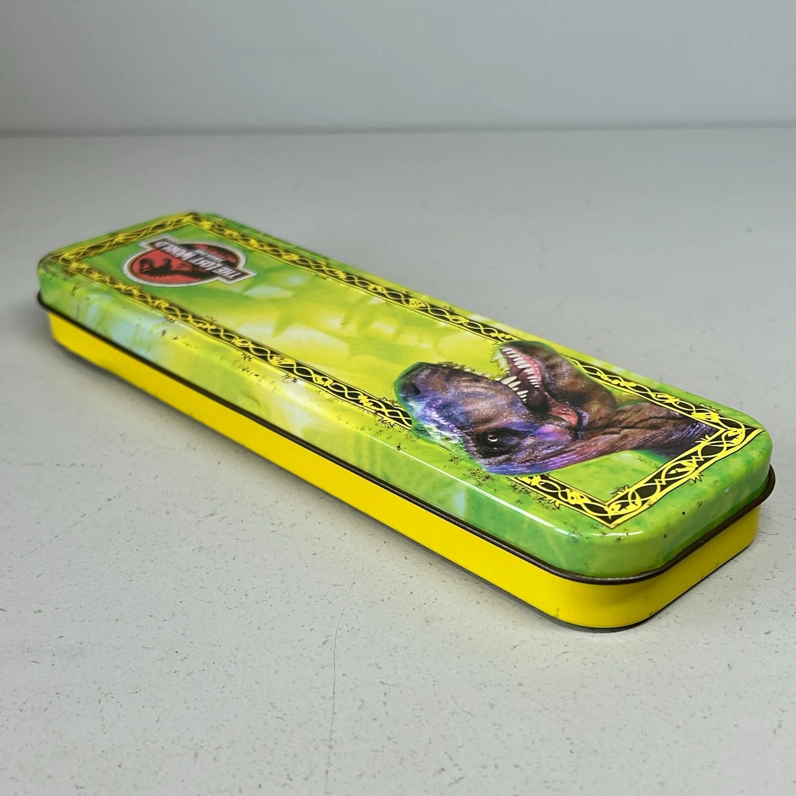 Vintage Jurassic Park The Lost World Metal Pencil Tin Tetley Promo 1997, изображение 3
