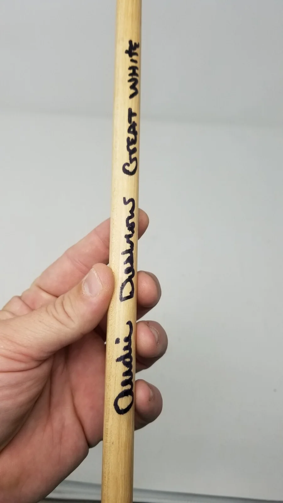GREAT WHITE ROCK BAND AUDIE DESBROW SIGNED AUTOGRAPH DRUM STICK, image 5