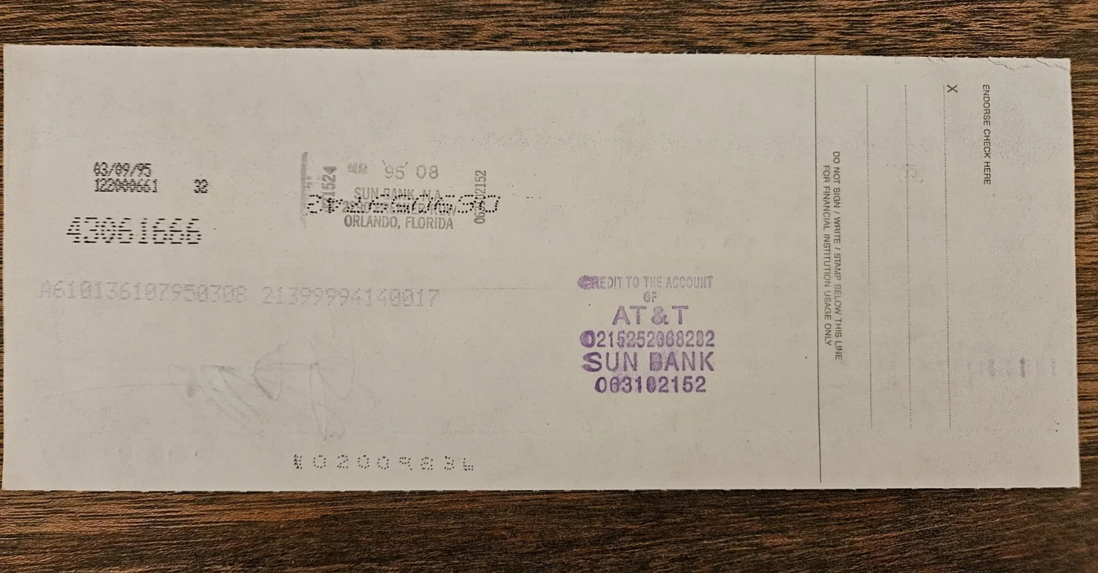 George Clooney — George Clooney HAND SIGNED Check NOT A COPY Ocean's 11, Batman And Robin, ER, изображение 2
