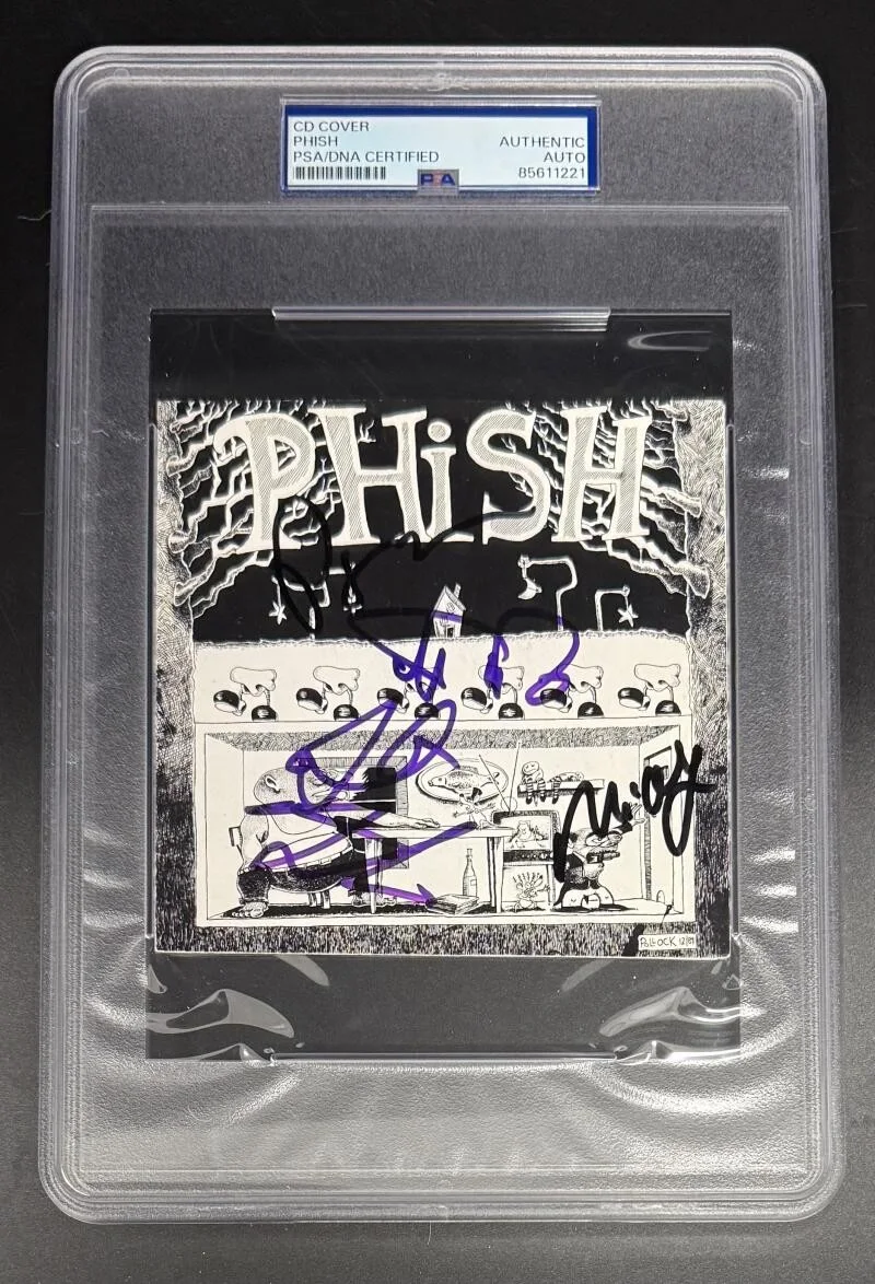 Trey Anastasio, Mike Gordon, Page McConnell and Jon Fishman — Phish Full Band Signed Autograph PSA/DNA Slabbed Junta CD - Jon Fishman Trey +2