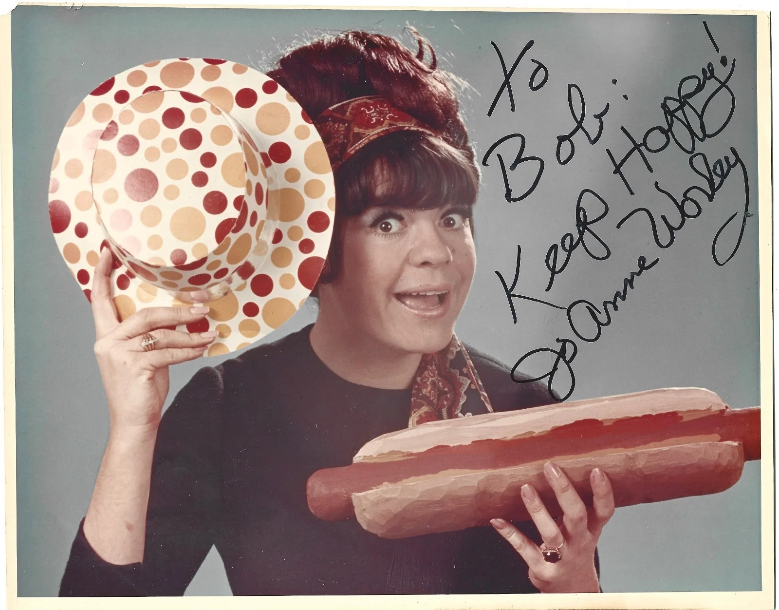 Jo Anne Worley — Jo Anne Worley 8x10 Signed 'Rowan & Martin's Laugh-in' Photo