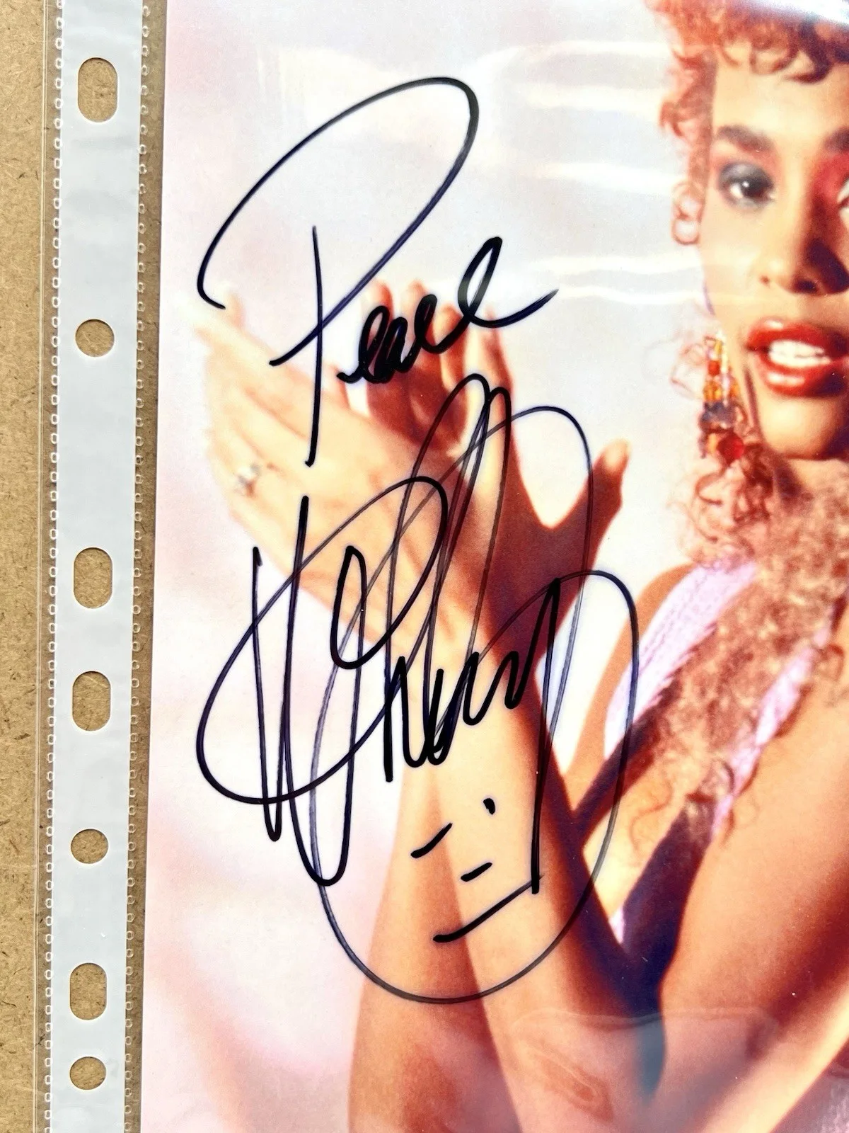 Authenticated Whitney Houston Autograph 8" x 10" Color Photograph w/ COA Framed, image 4