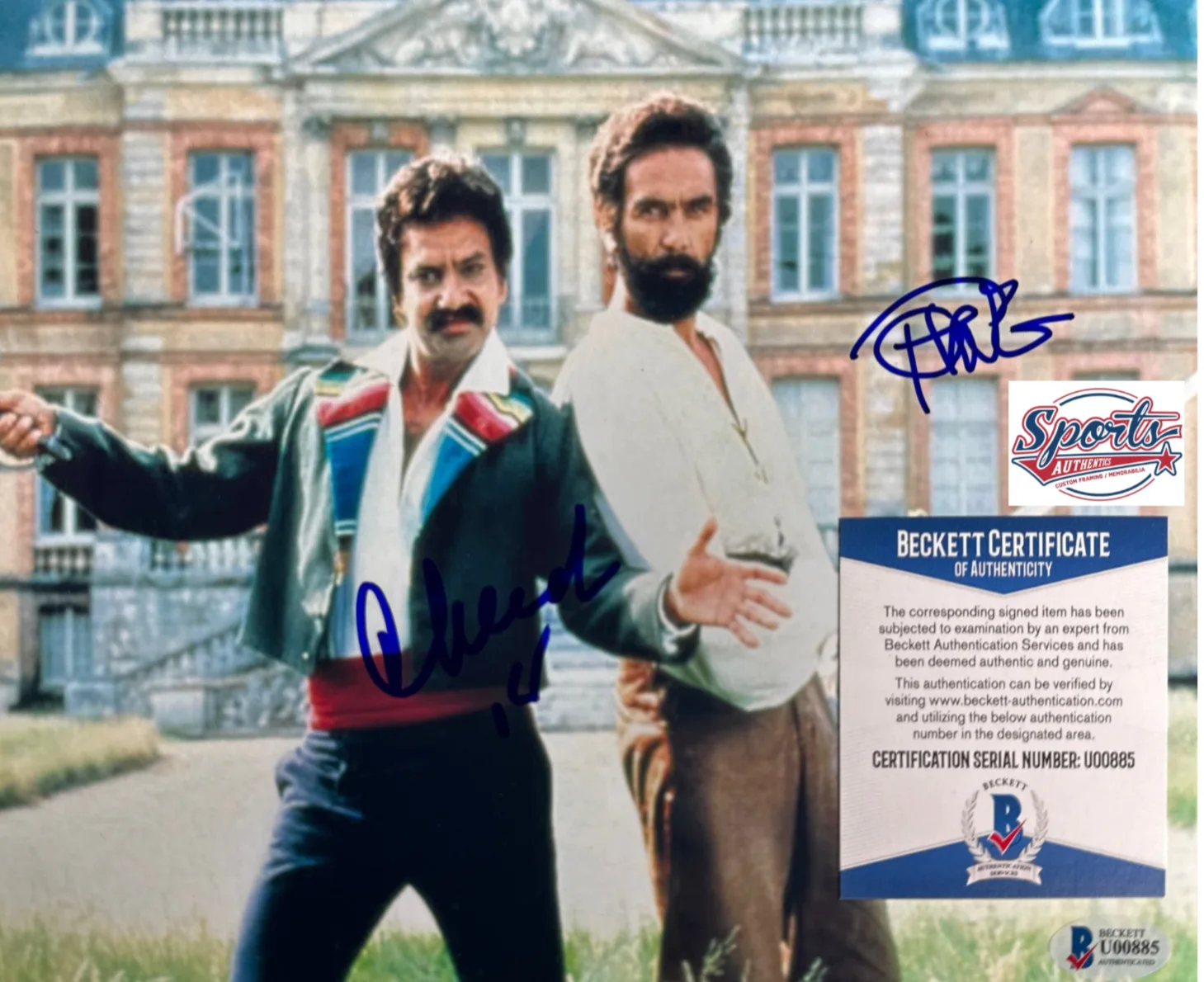 Cheech & Chong — Cheech And Chong Signed 8x10 Photo BAS U00885