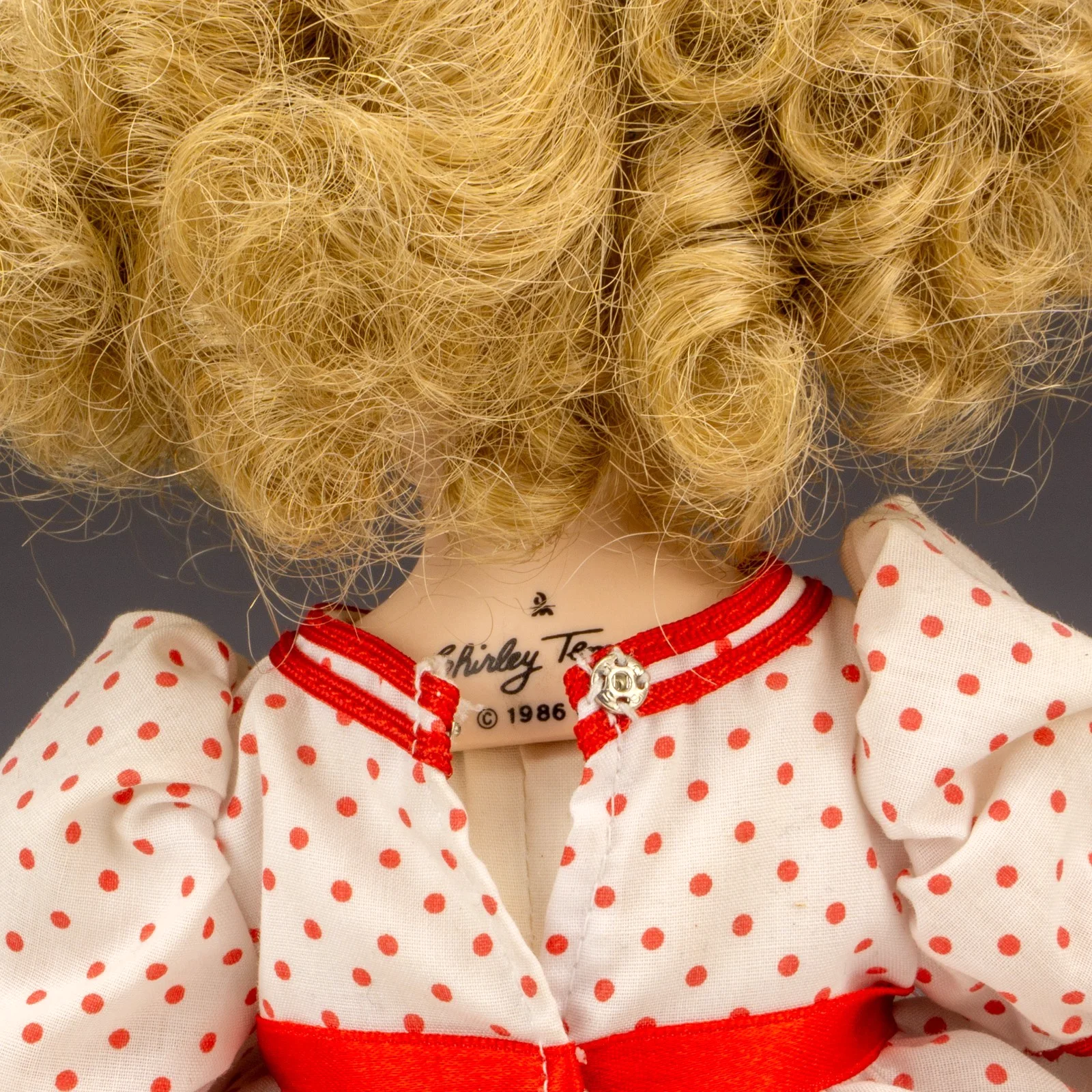 Danbury Mint Porcelain - Shirley Temple Doll - Stand Up & Cheer - VGC, image 4