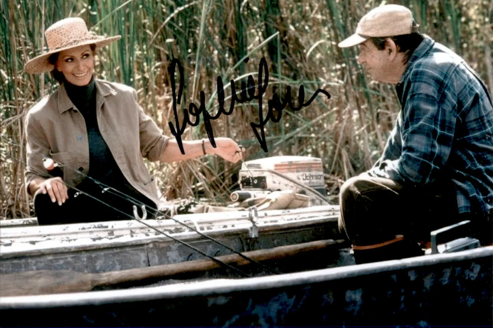 Sophia Loren — Sophia Loren Signed Autographed 4x6 Photo Movie Star / Actress / Beautiful