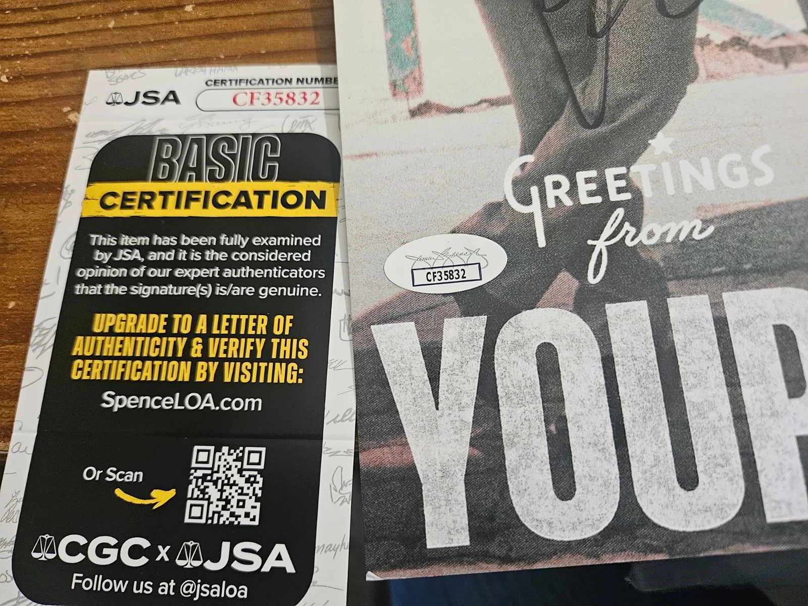 The Jonas Brothers autographed insert to Album Your Hometown JSA Certified, изображение 2