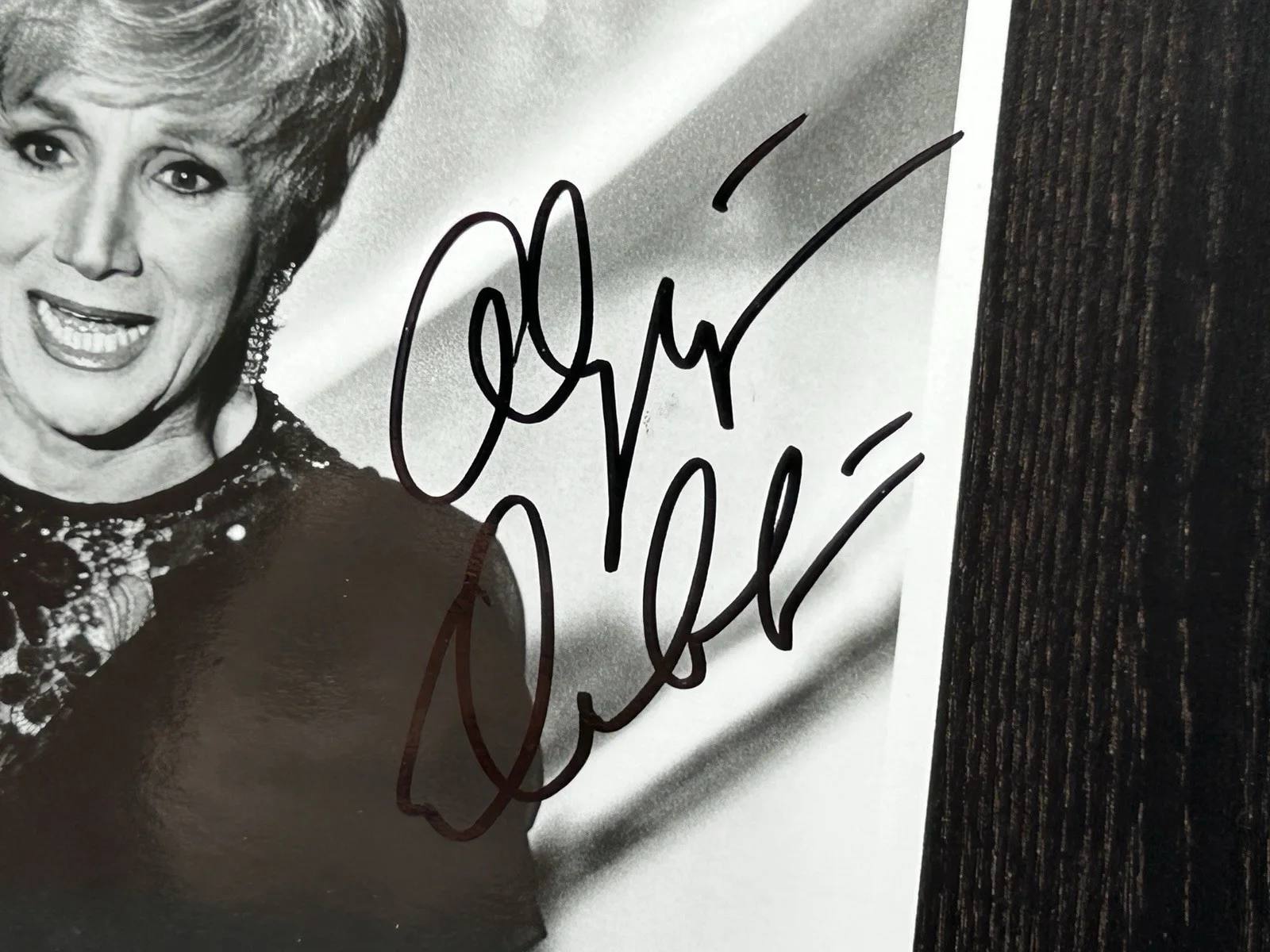 Olympia Dukakis — OLYMPIA DUKAKIS ORIGINAL HAND SIGNED 8x10 PHOTO Autograph JSA COA Steel Magnolia, изображение 3
