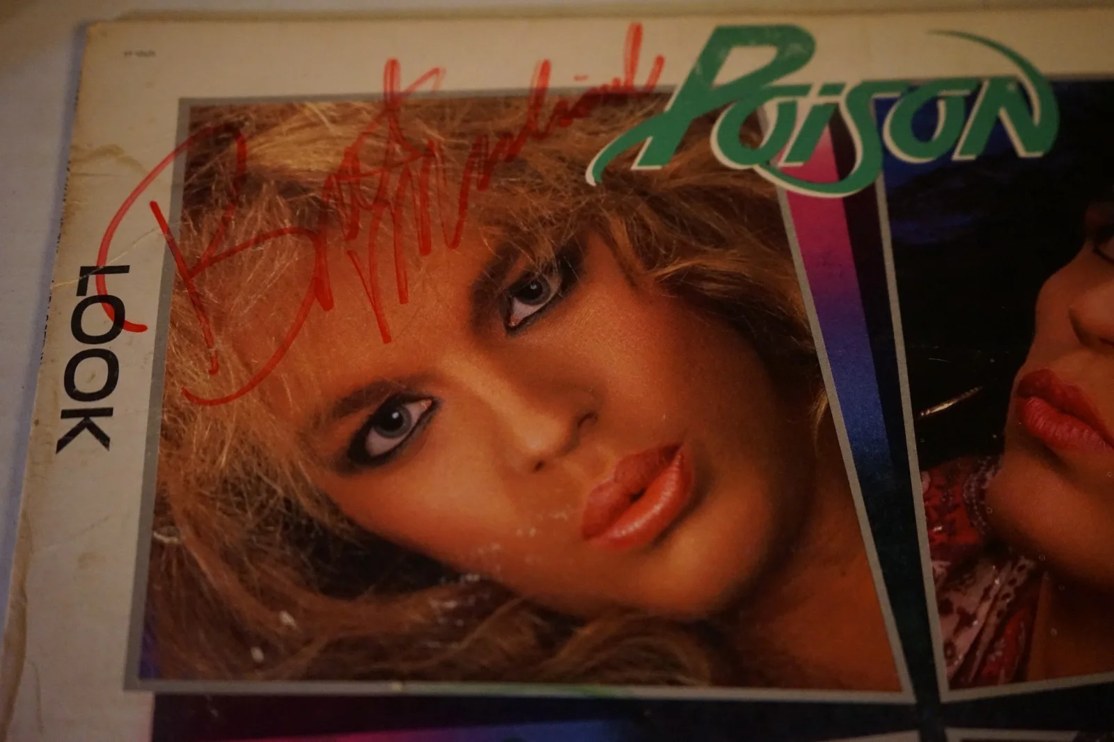 Poison Look What The Cat Dragged In Fully Autographed Cover By All 4 Members, изображение 2