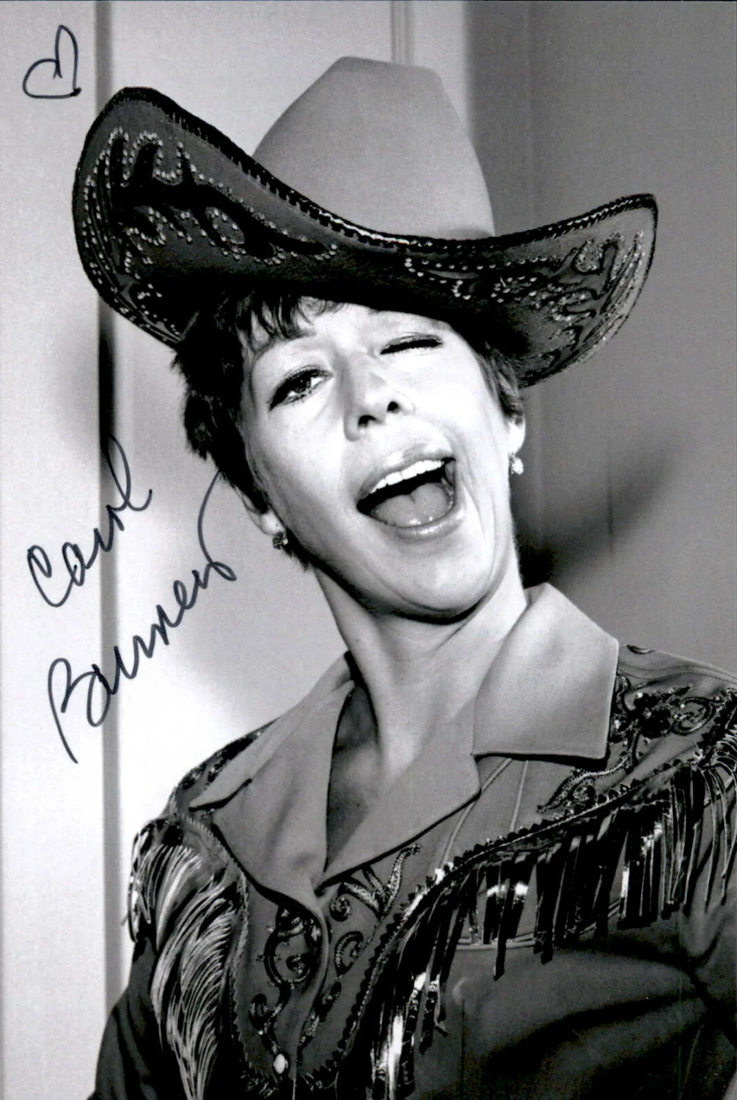 Carol Burnett — Carol Burnett Signed Autographed 4x6 Photo The Carol Burnett Show / Annie #4