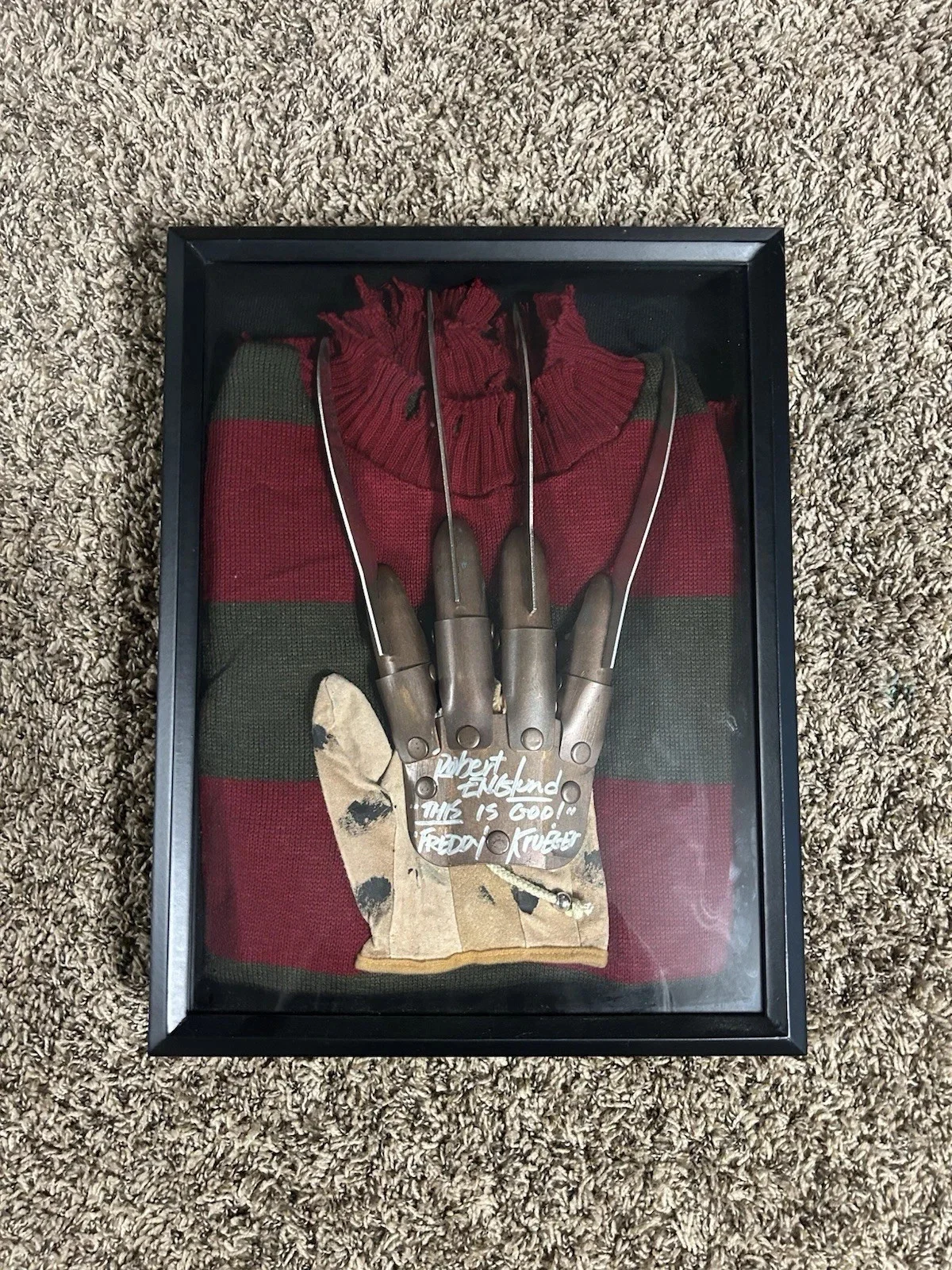 Robert Englund — Robert Englund Signed Nightmare on Elm Street Freddy Krueger Replica Glove🔥🔥