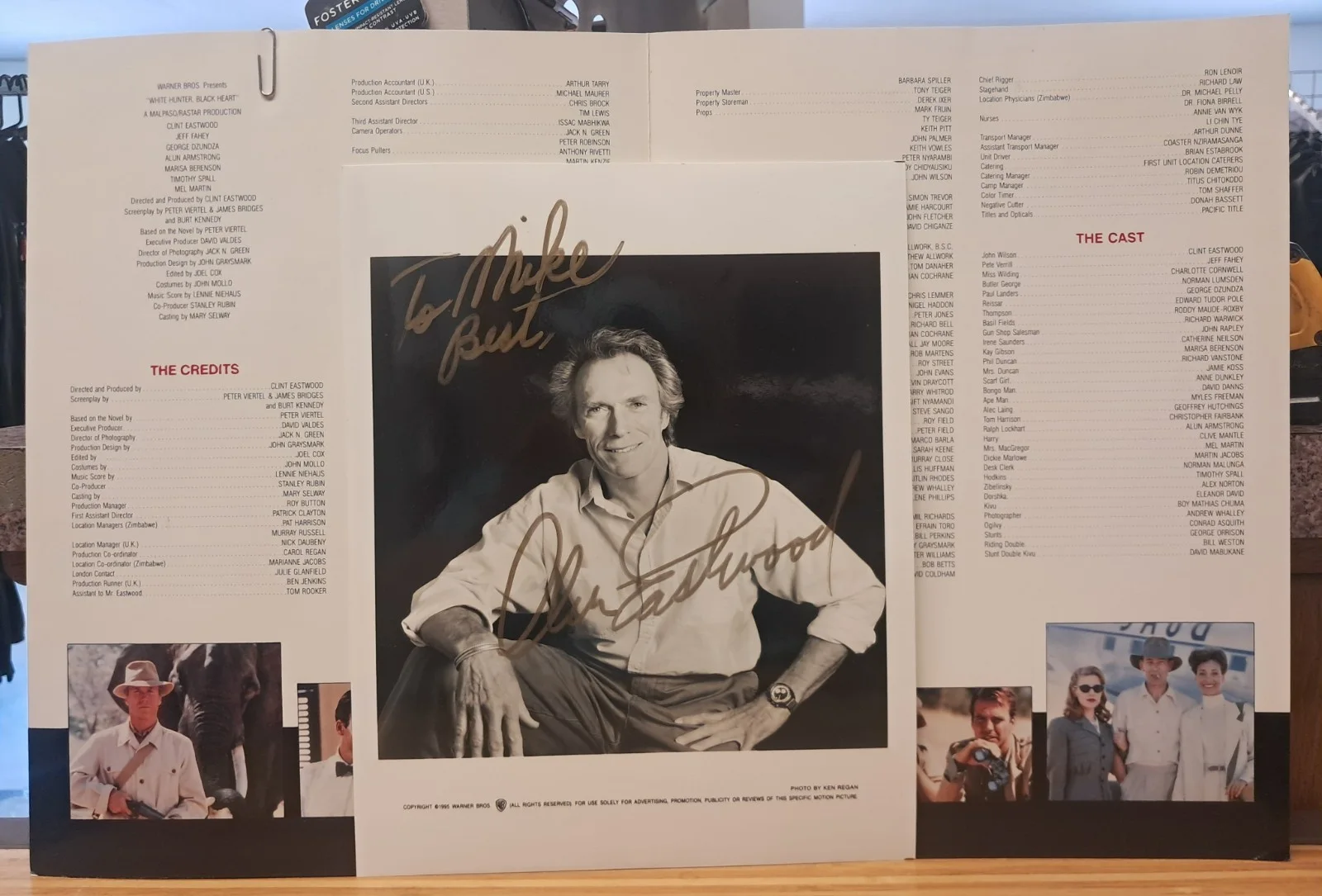 Clint Eastwood — Clint Eastwood autographed photograph Original Signed White Hunter Black Heart, image 3