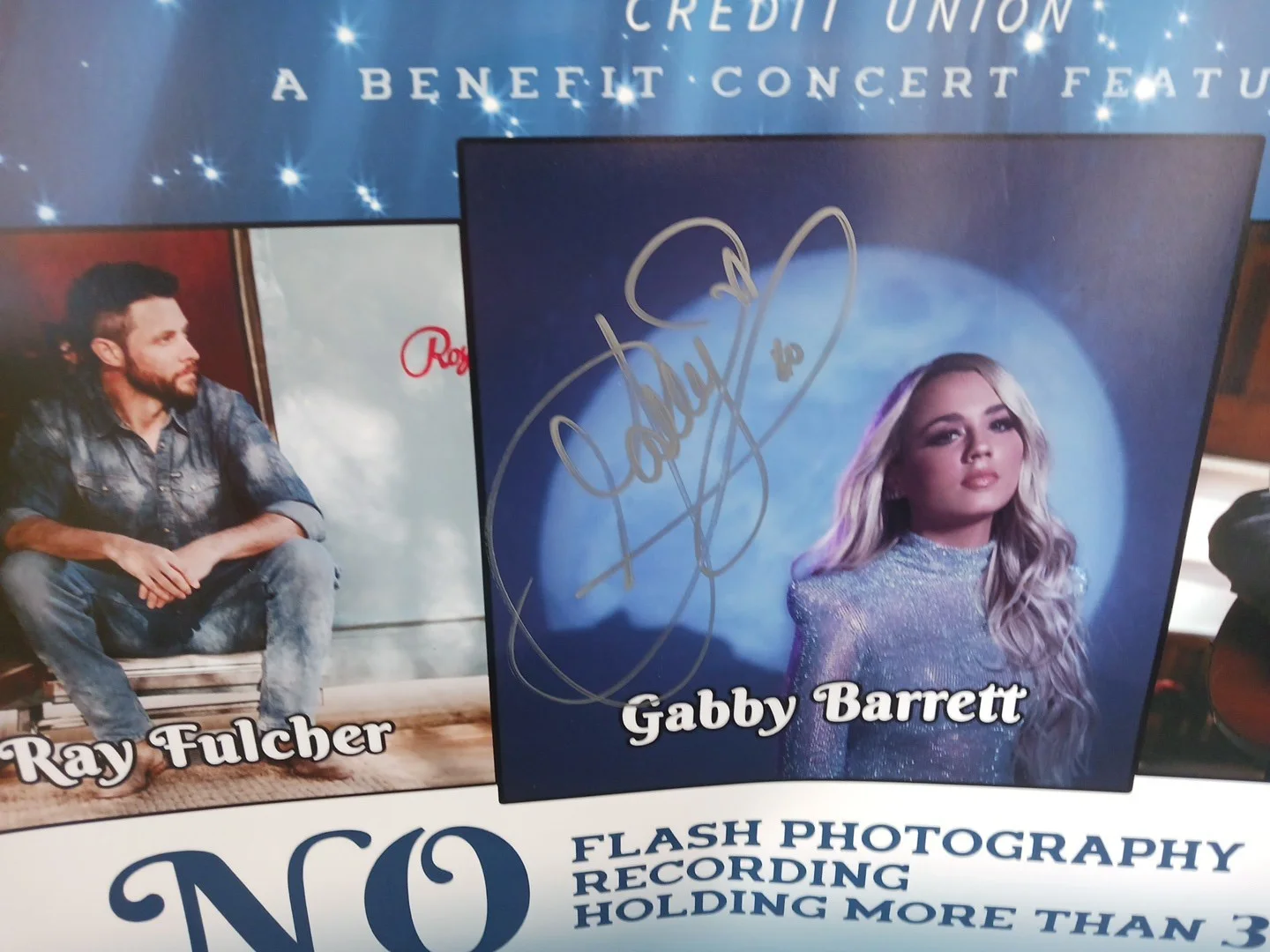 CAT 98.7 Country Poster 2021. Signed Gabby Barrett, Ray Fulcher & Larry Fleet., изображение 5