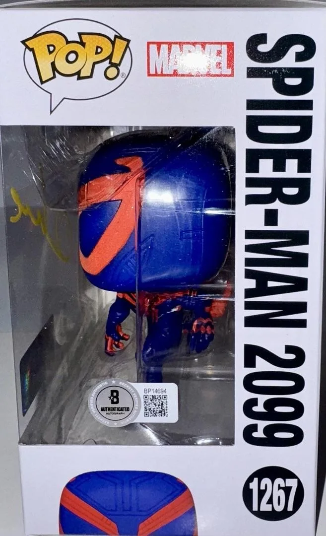 Oscar Isaac — Oscar Isaac signed Funko Pop #1267 "Spider-Man 2099" - Beckett COA, image 3