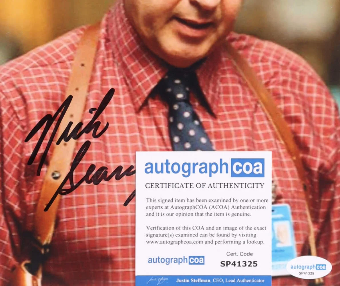 Nick Searcy — Nick Searcy Signed "Justified" 8x10 Photo (ACOA) - Chief Deputy United States Ma, изображение 2