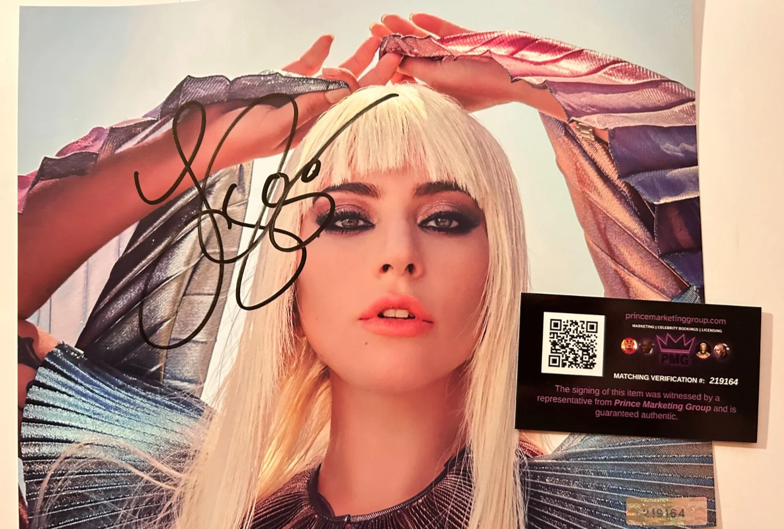 LADY GAGA Signed 8x10" Authentic Original Autograph GENUINE w/COA, image 3