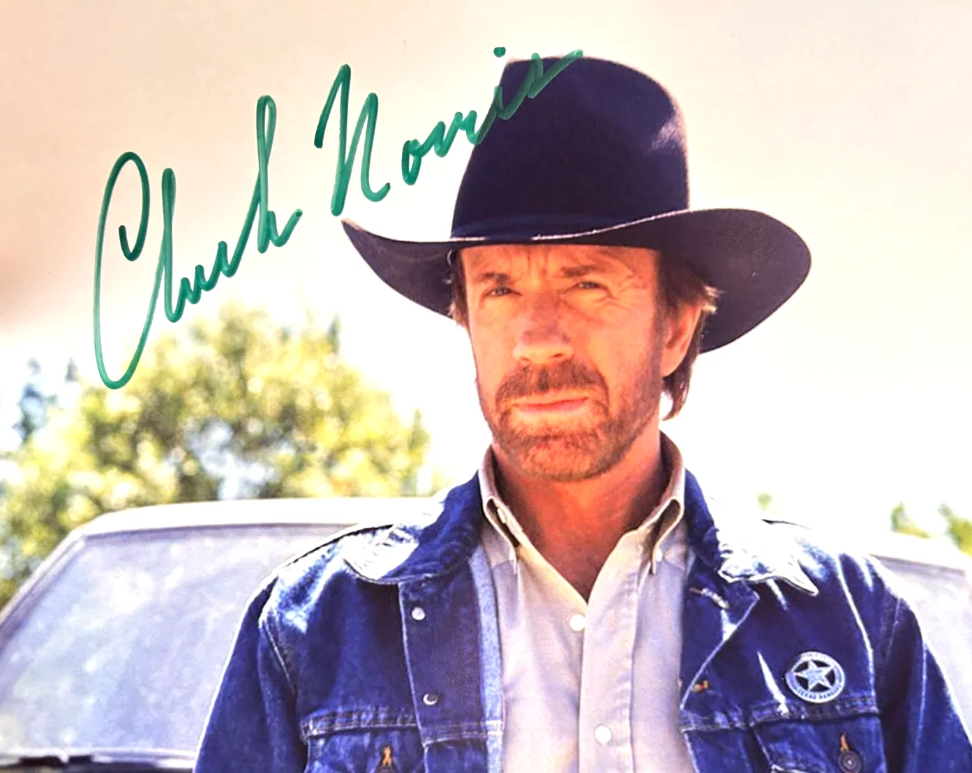 Chuck Norris — CHUCK NORRIS Signed WALKER: TEXAS RANGER 8x10 Authentic Original Autograph w/COA, image 3