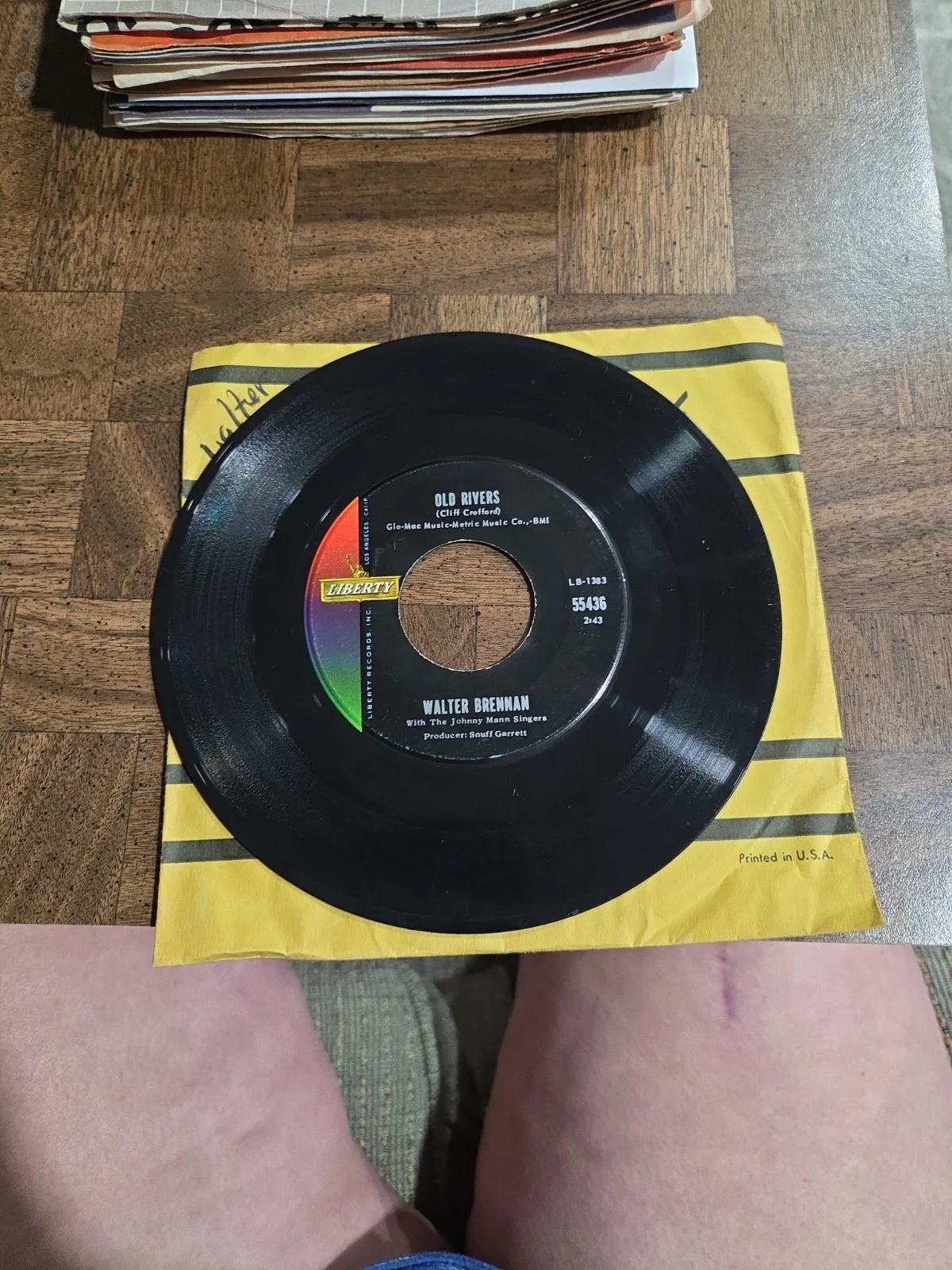 WALTER BRENNAN OLD RIVERS / THE EPIC RIDE OF JOHN H GLENN 45 VINYL VG, изображение 2