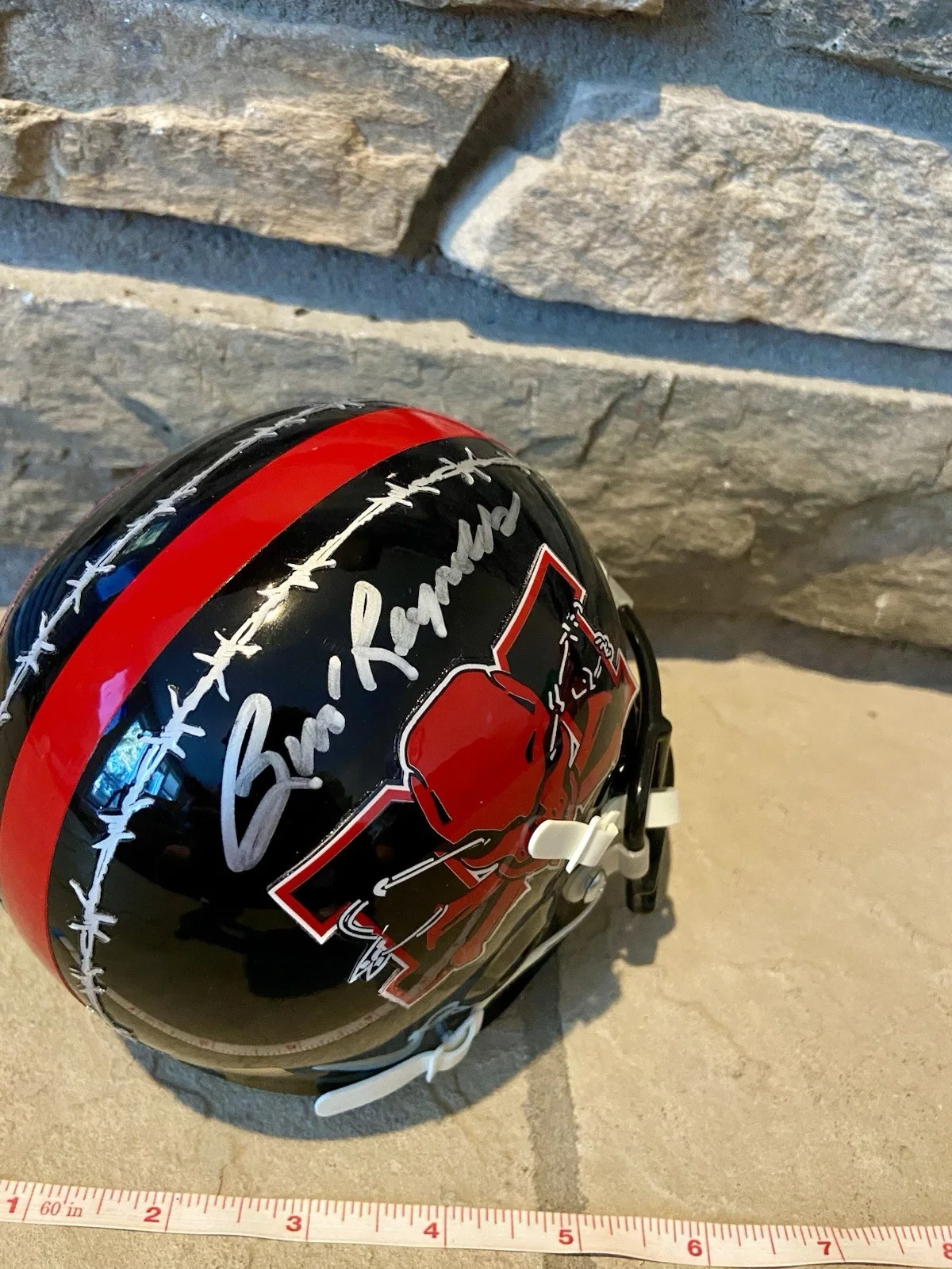 Burt Reynolds — Burt Reynolds Signed Mini Football Helmet - COA - The Longest Yard 2005 Movie, изображение 2