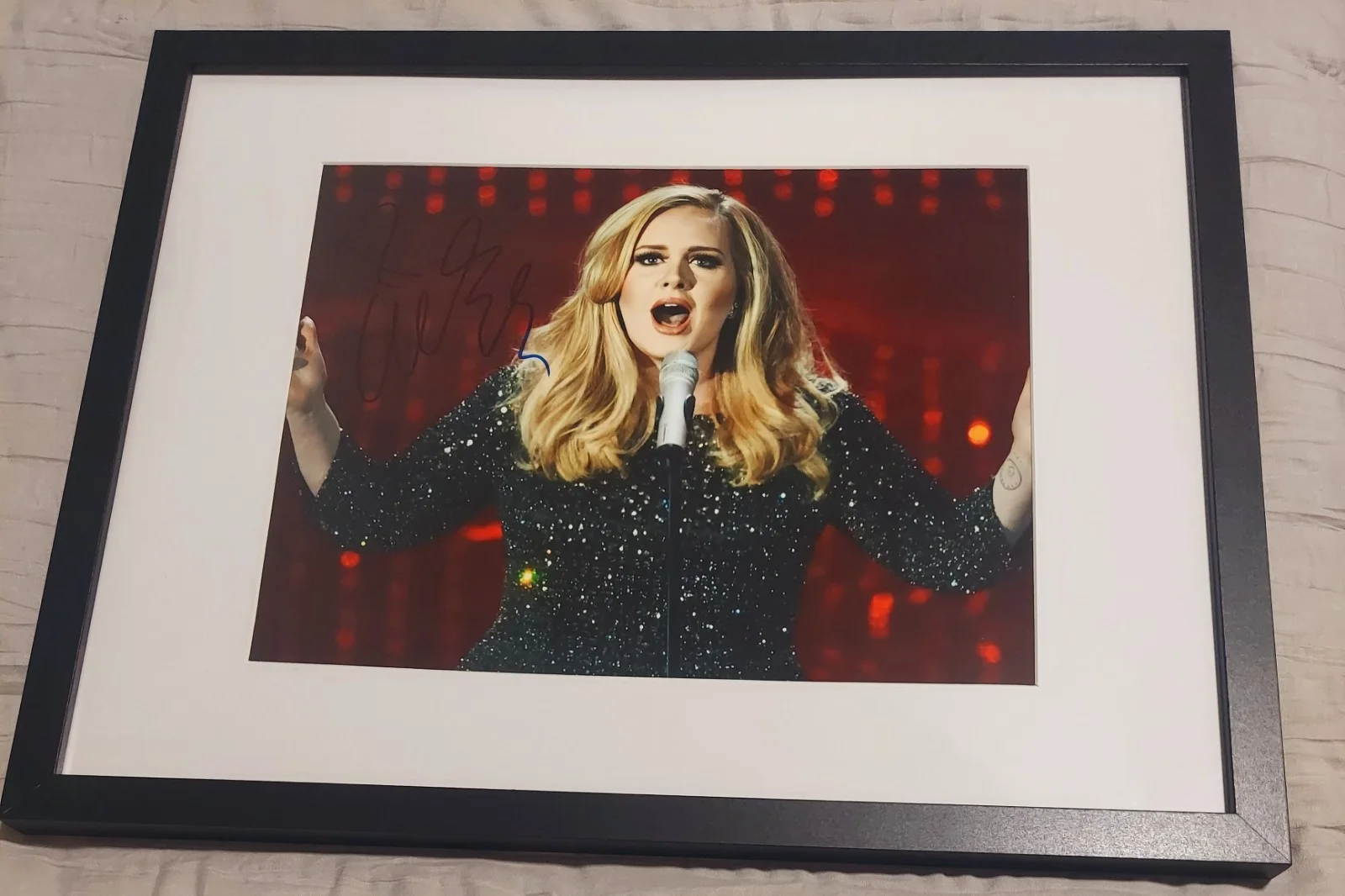 Adele Autographed 8x10 Photo Framed In 11x14 With COA, image 2