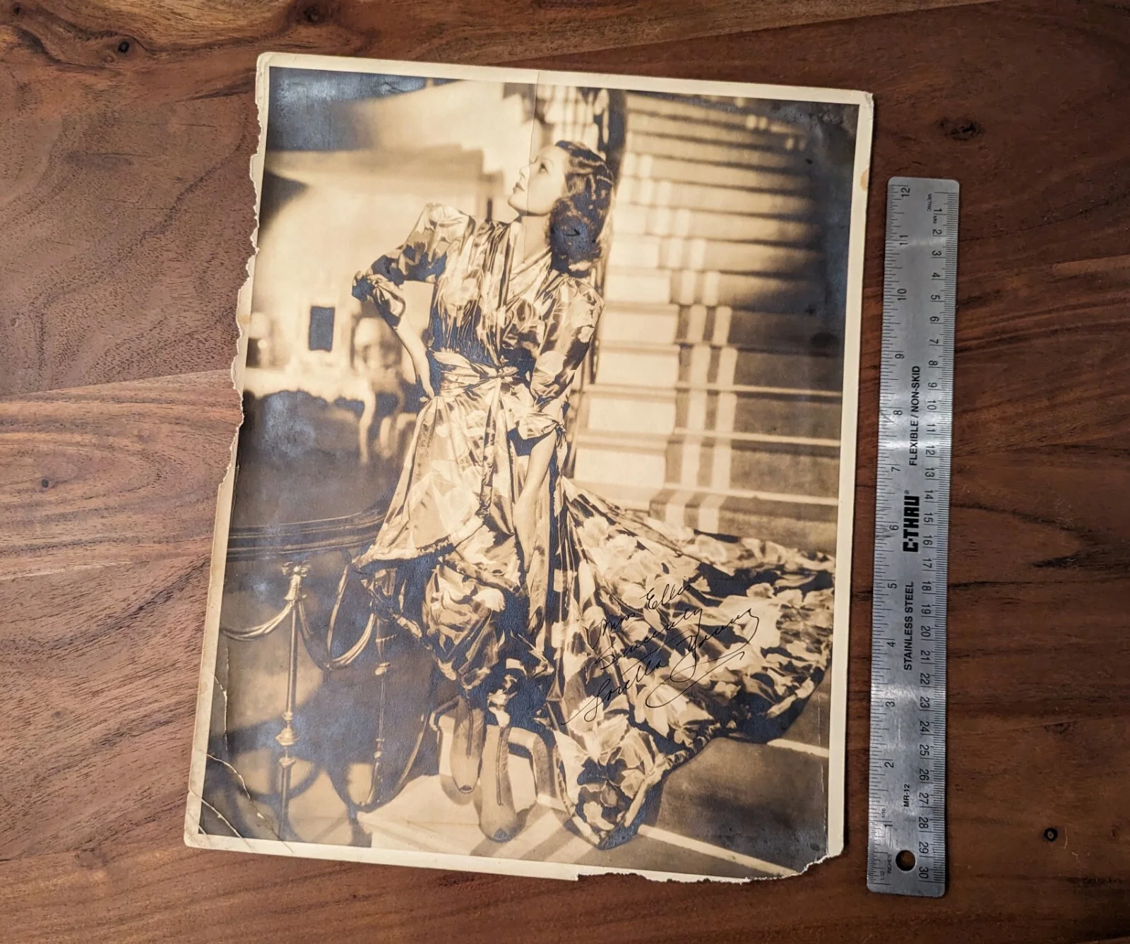 Loretta Young — 1930s Hand Signed LORETTA YOUNG Actress Oversized 11x14 Photograph Autographed