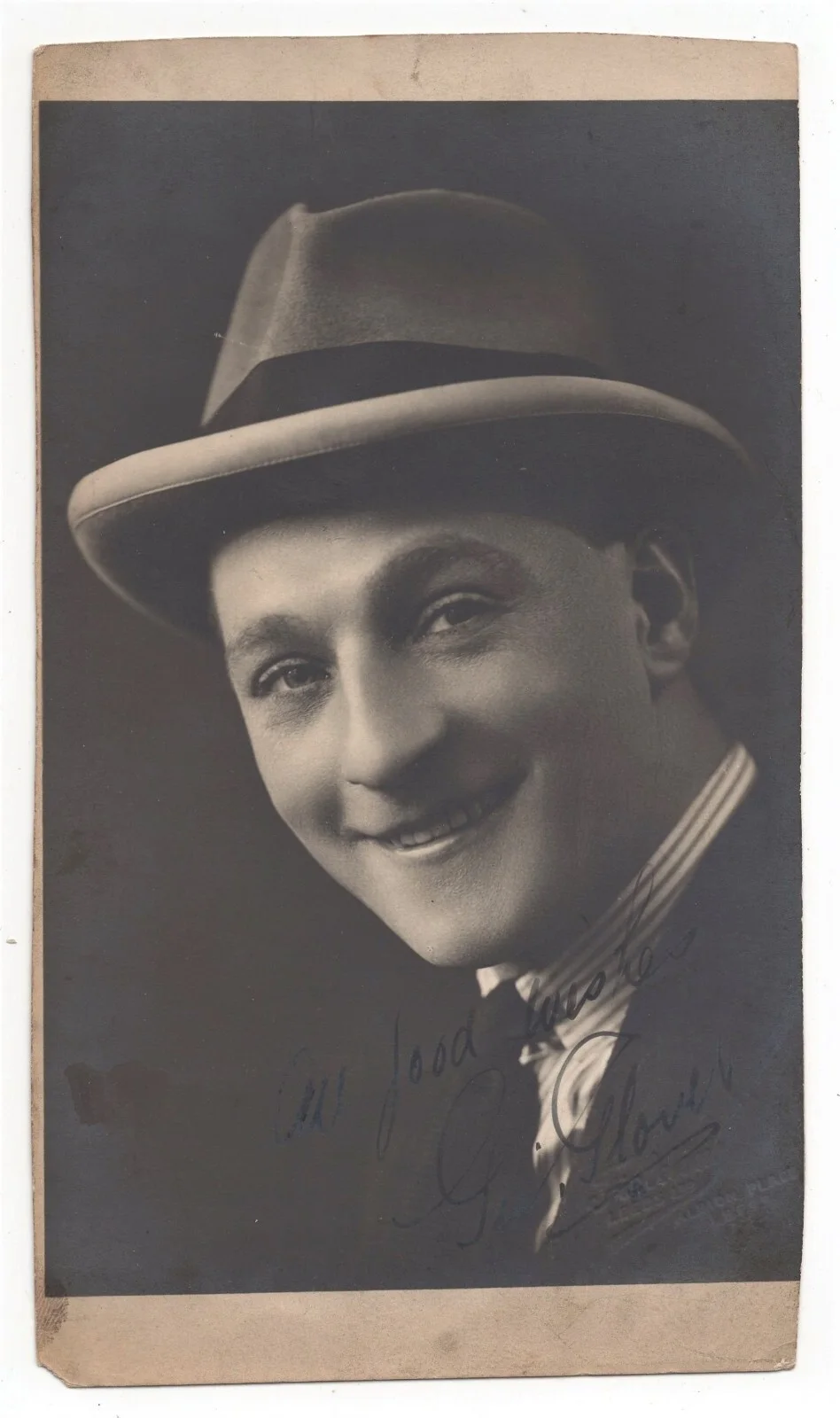 George Glover — 1910s Vintage GEORGE GLOVER Signed Music Hall Photograph Betty Barclay Baritone, изображение 2