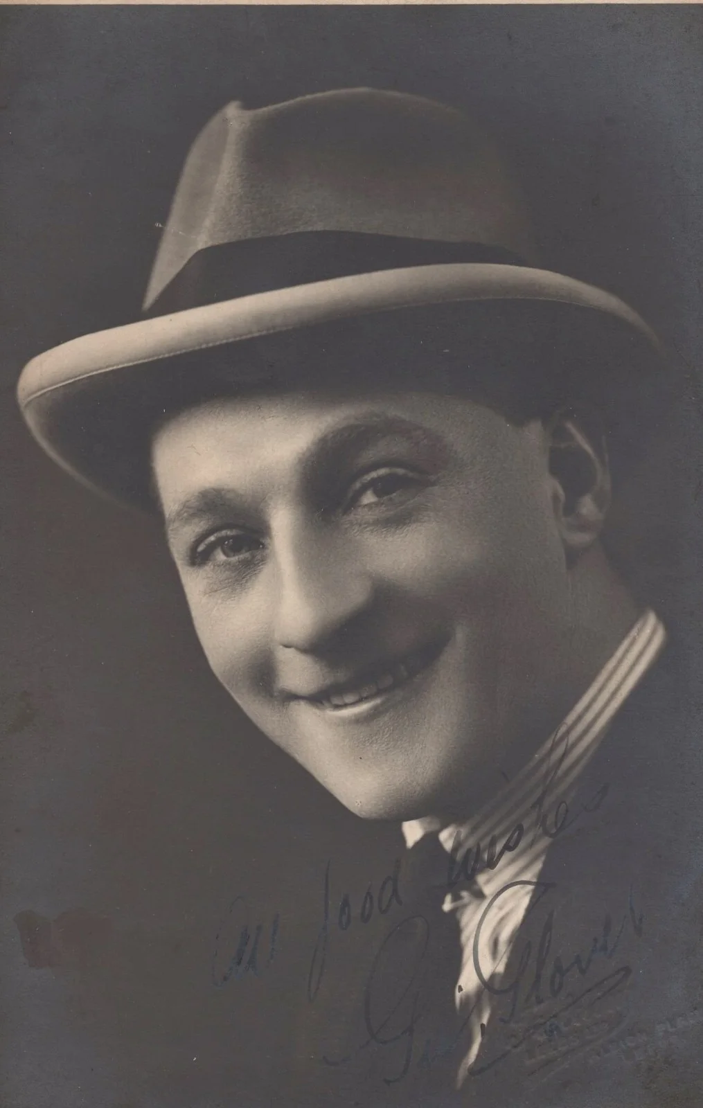 George Glover — 1910s Vintage GEORGE GLOVER Signed Music Hall Photograph Betty Barclay Baritone, изображение 3