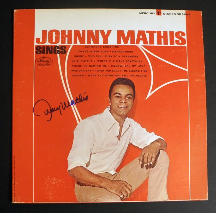 JOHNNY MATHIS SIGNED & PSA-Certified Vinyl Album "Johnny Mathis Sings", изображение 2