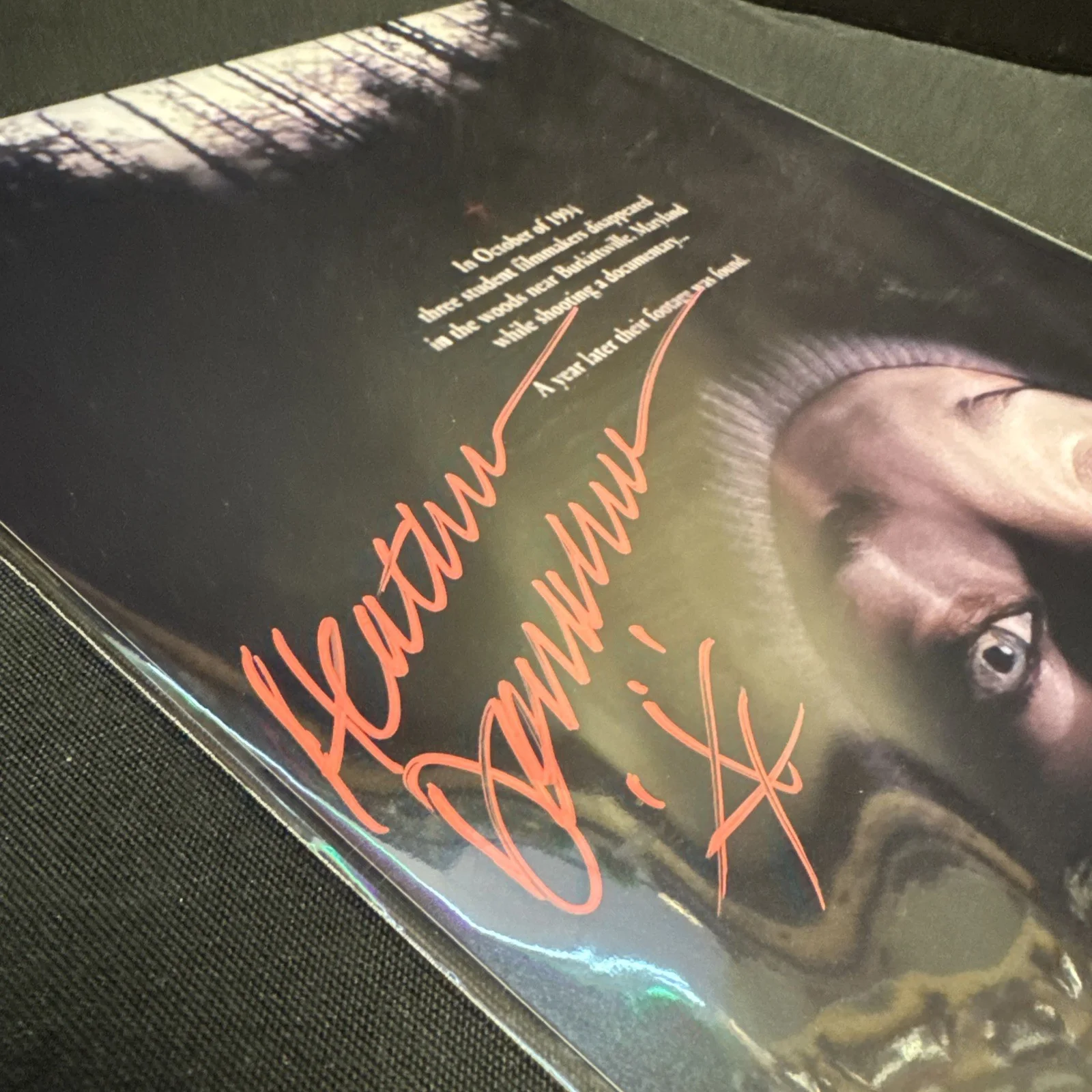 Heather Donahue — Heather Donahue signed 8x10 The Blair Witch Project, image 2