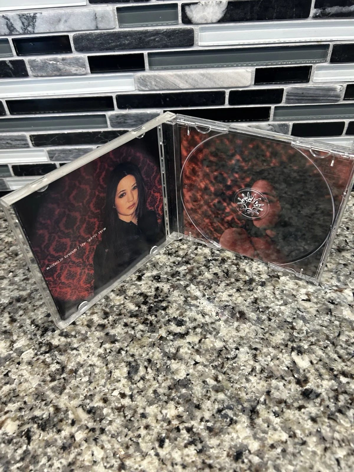 Michelle Branch - Singer Autograph Signed CD Cover The Spirit Room Album, изображение 4