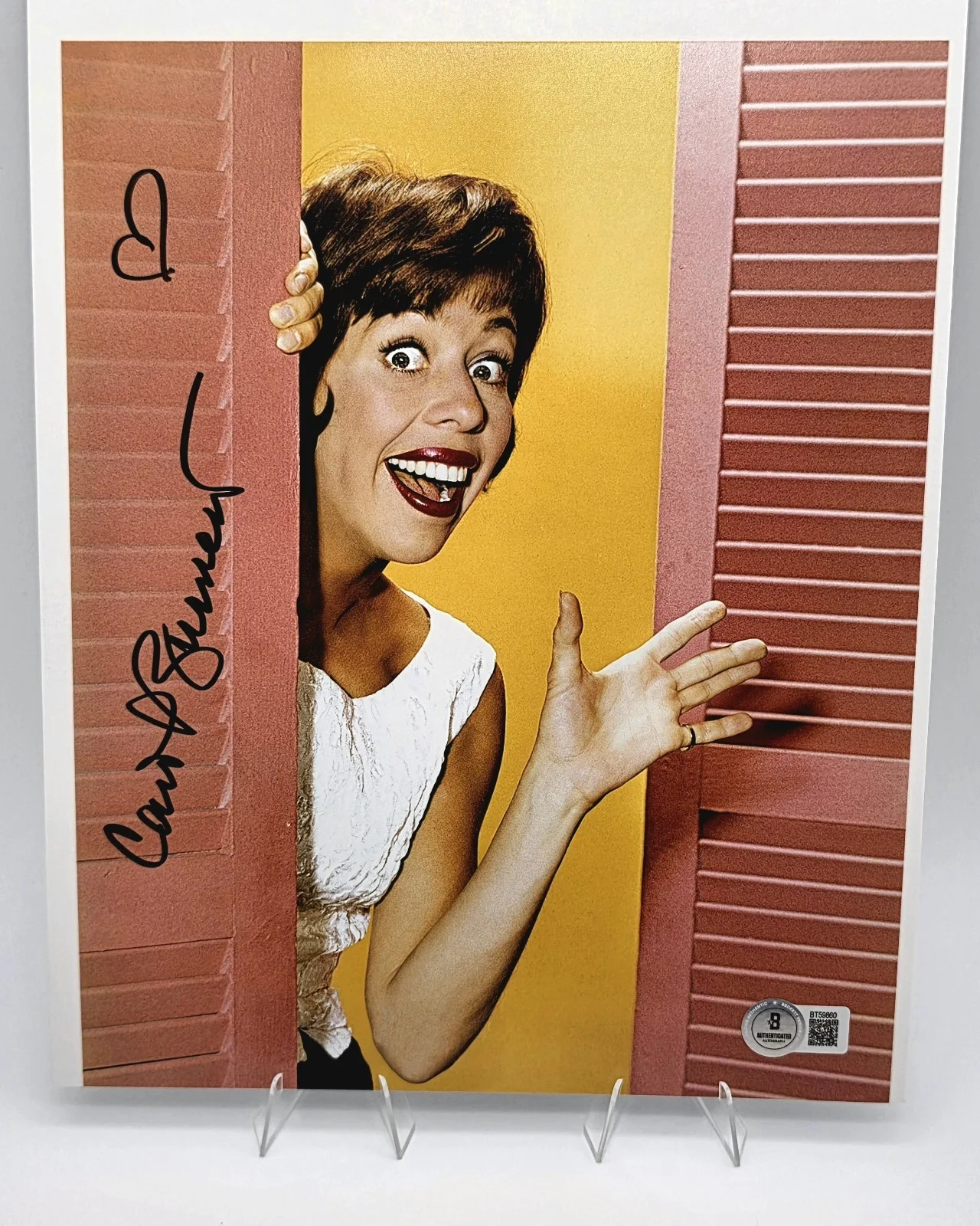 Carol Burnett — Carol Burnett Signed 8x10 Photo Autograph Beckett BAS COA TV Legend Authentic, изображение 5