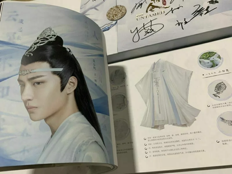 Hand Signed Wang YIBO Xiao Zhan 肖战 Autographed Image The Untamed Gift 王一博 肖战 陈情令, image 3