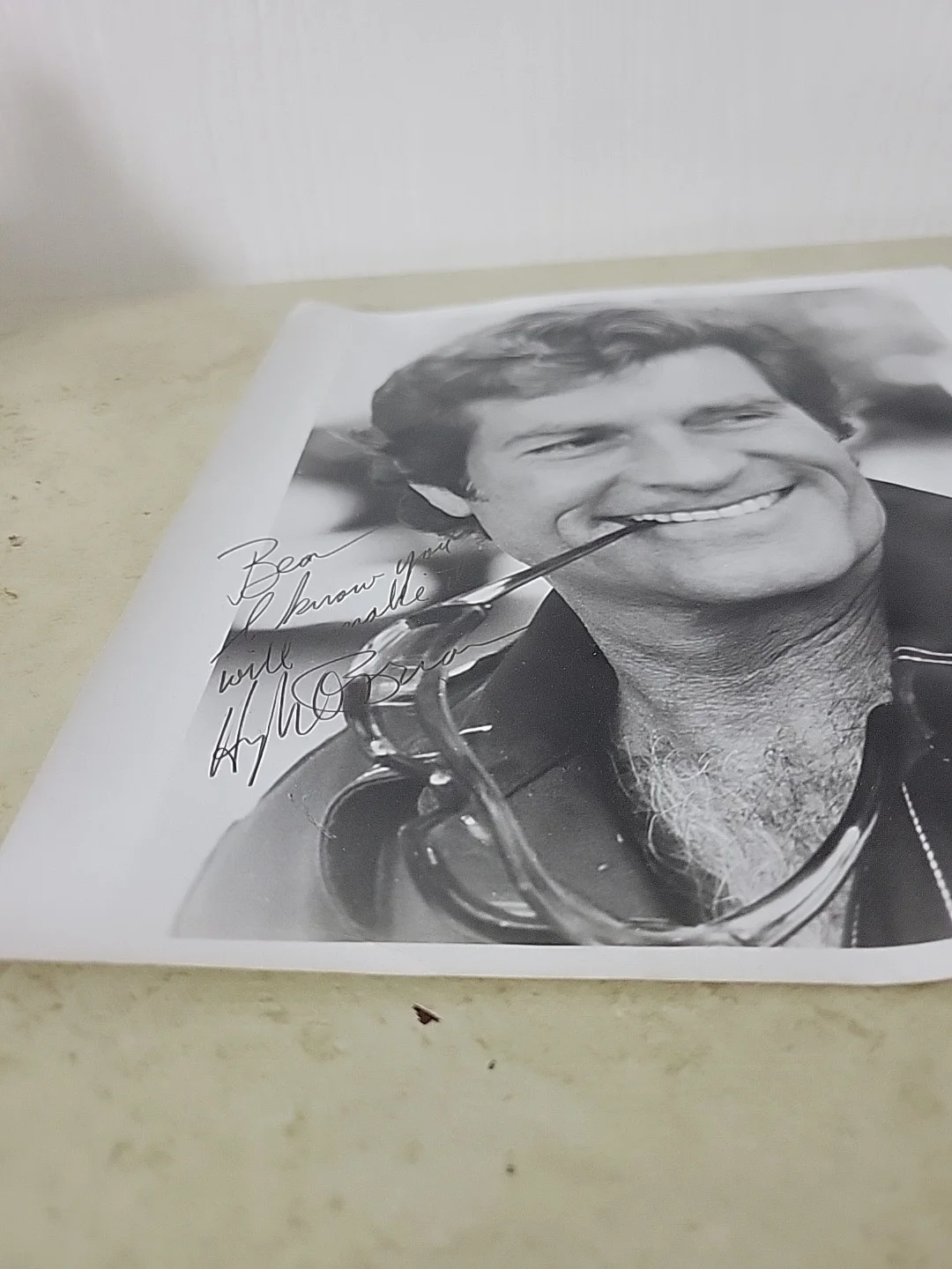 Hugh O'brian — HUGH O'BRIAN - AUTOGRAPHED INSCRIBED PHOTOGRAPH, image 4