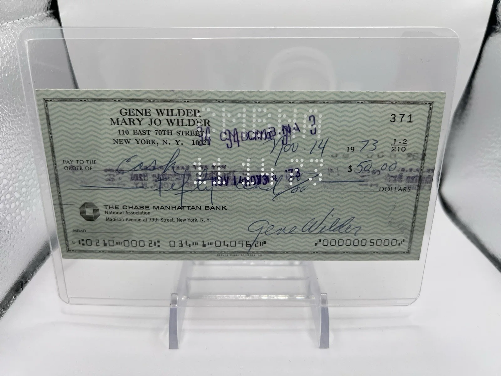 Gene Wilder — 1973 Gene Wilder Signed Autographed Check JSA COA Willy Wonka Auto 11/14/73 RARE, изображение 5