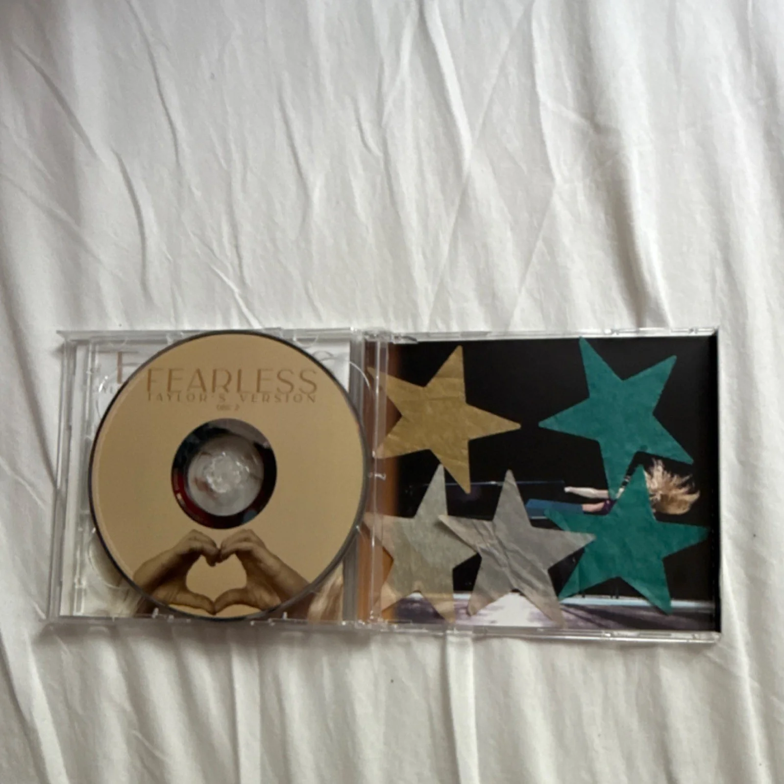 Fearless (Taylor's Version) Signed CD and Booklet Original Music Collectible, image 4